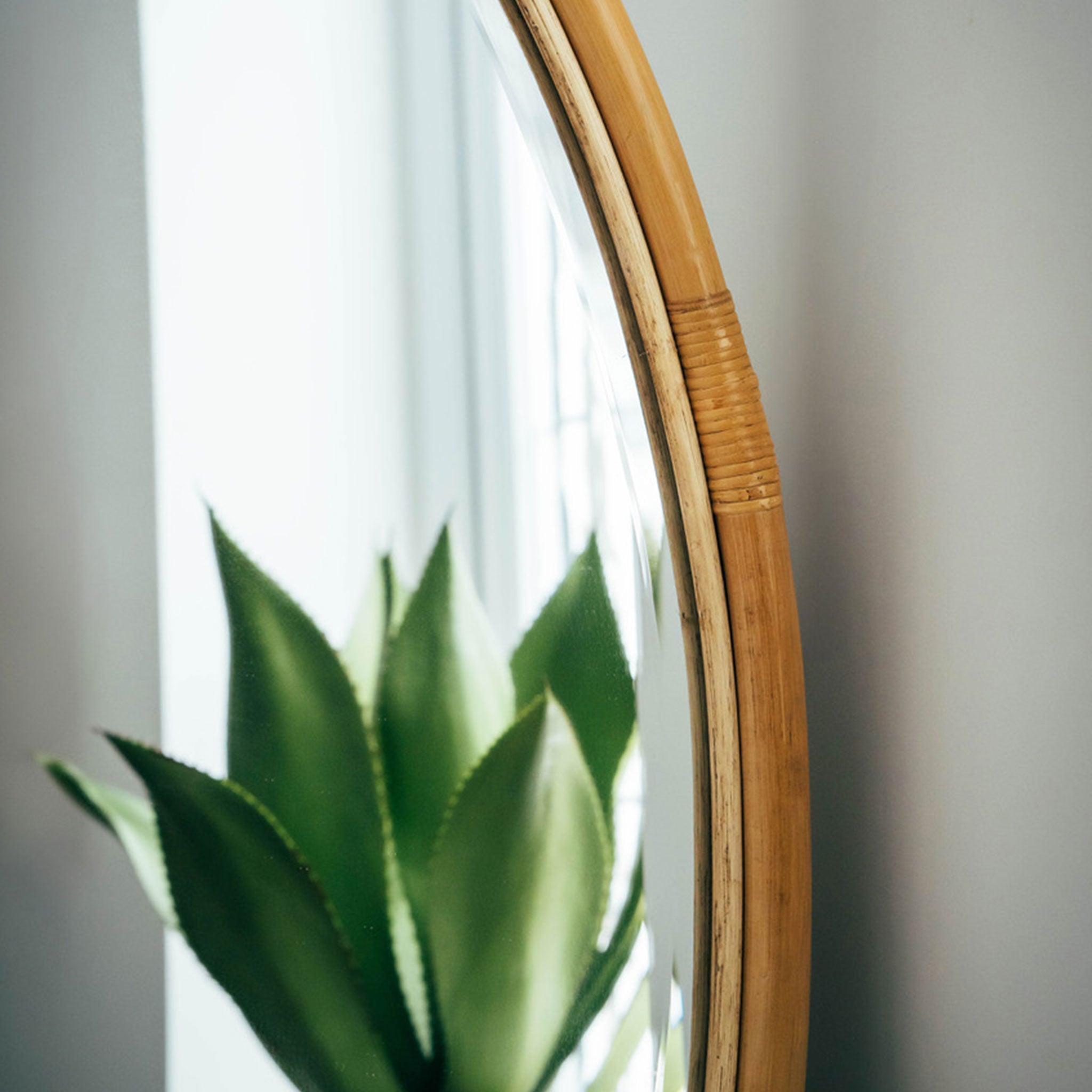 Bamboo Framed Round Wall Mirror | Large