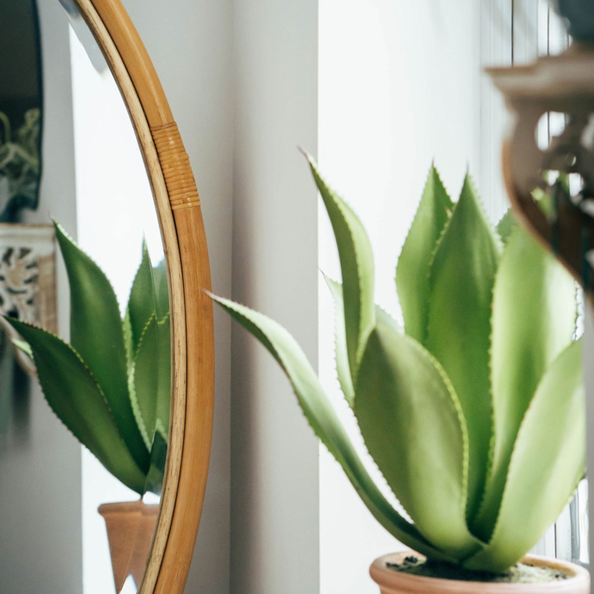 Bamboo Framed Round Wall Mirror | Large