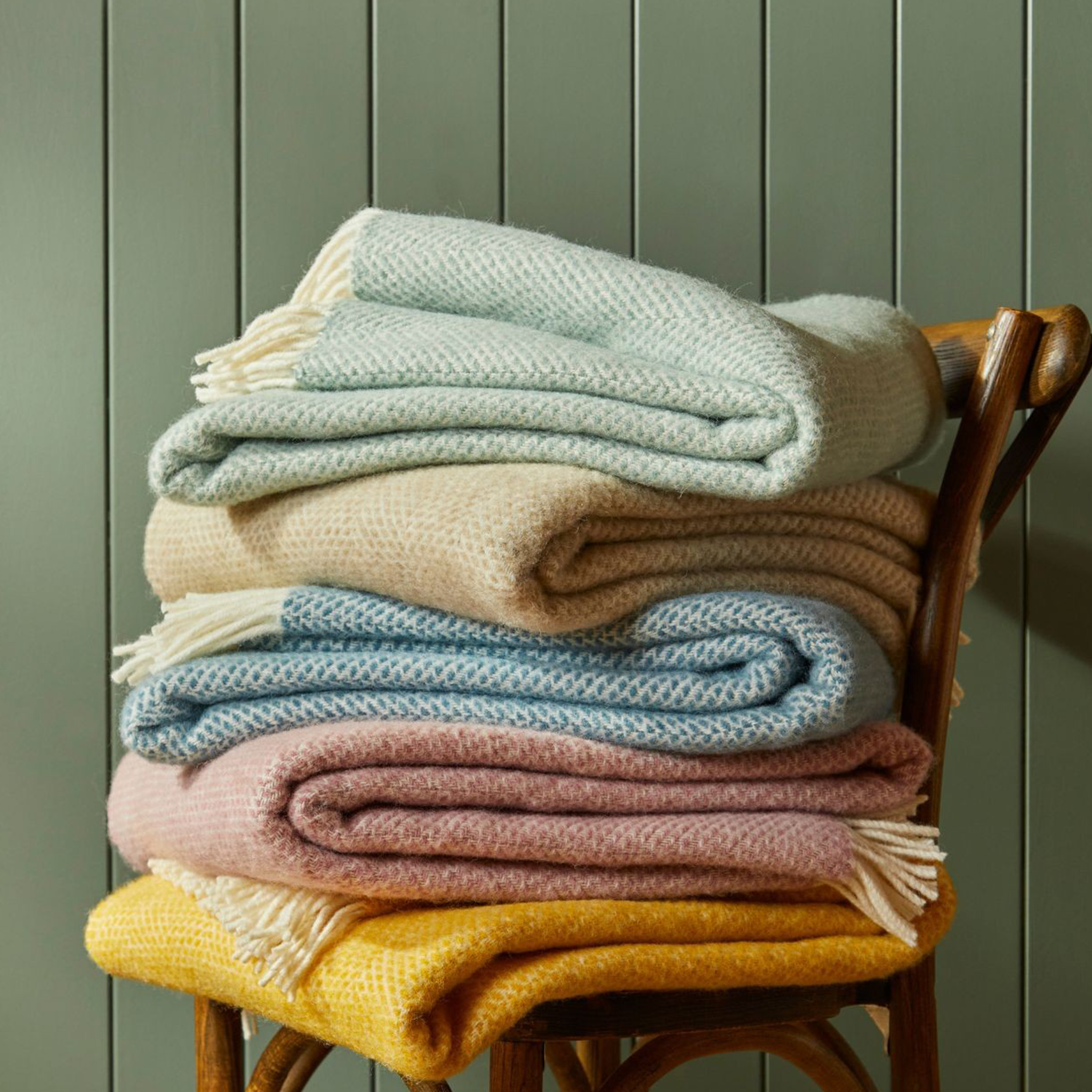 Pure New Wool Throw | Beehive | Petrol