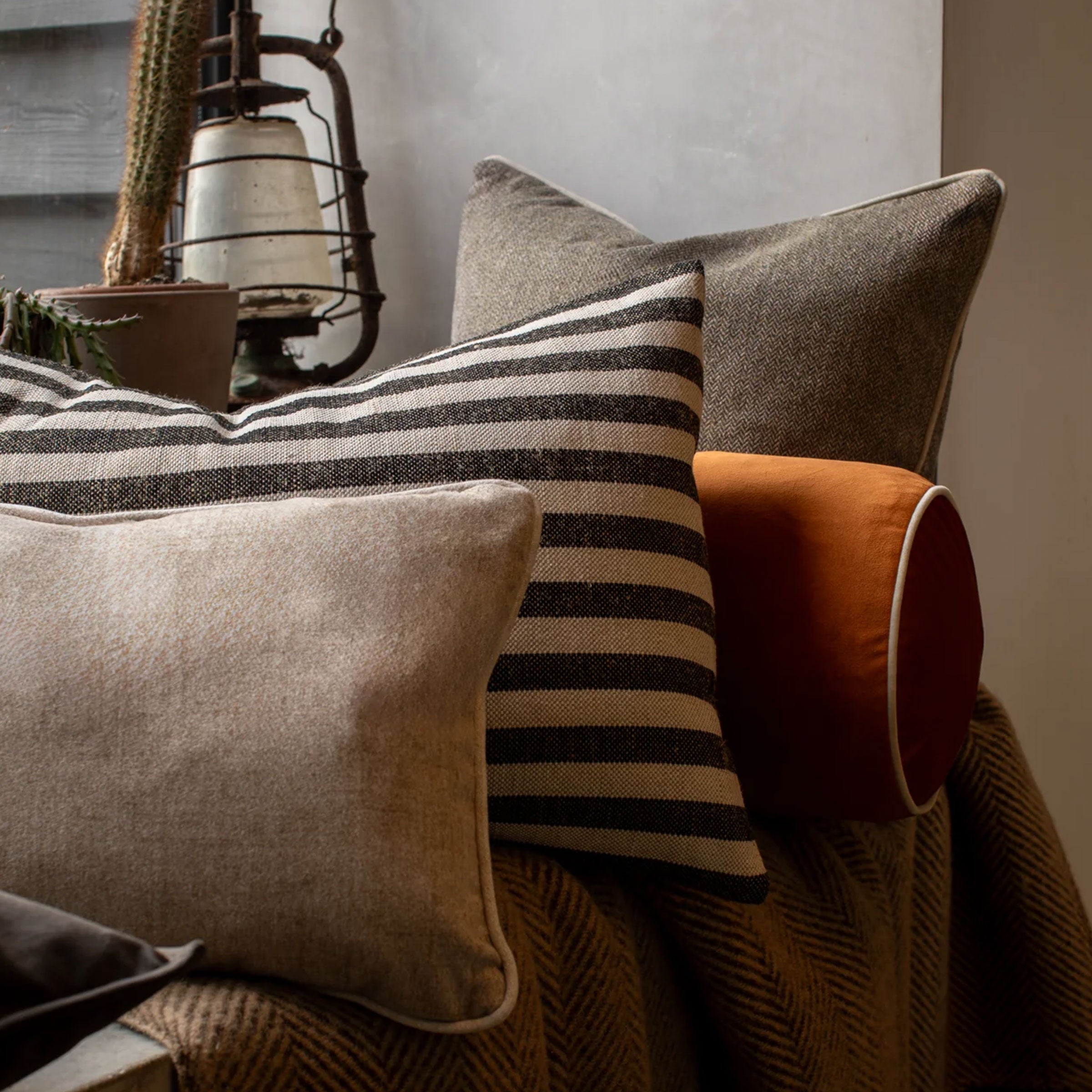 Bertie Small Oblong Cushion | Brushed | Oatmeal/Oyster