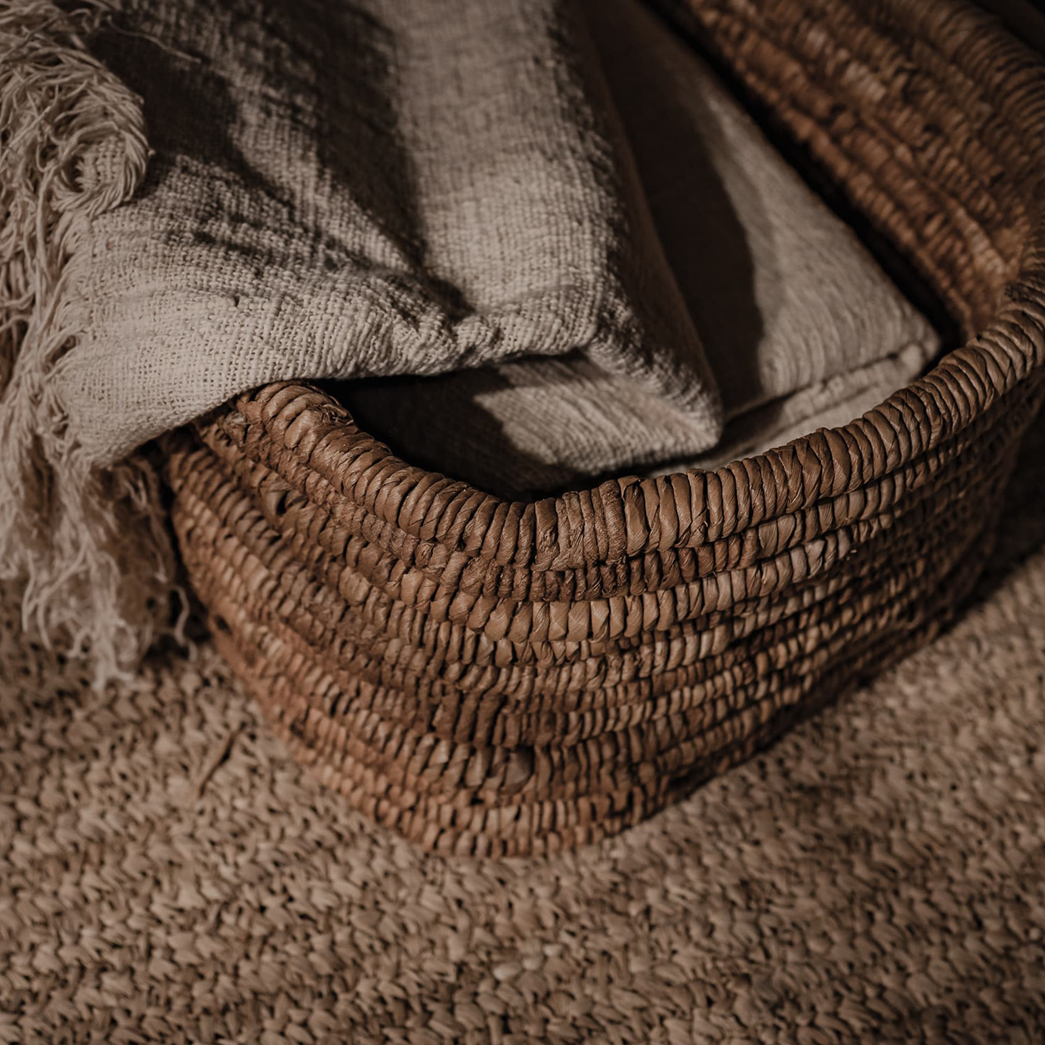 Caterpillar Ambang Rectangular Basket | Two Tone