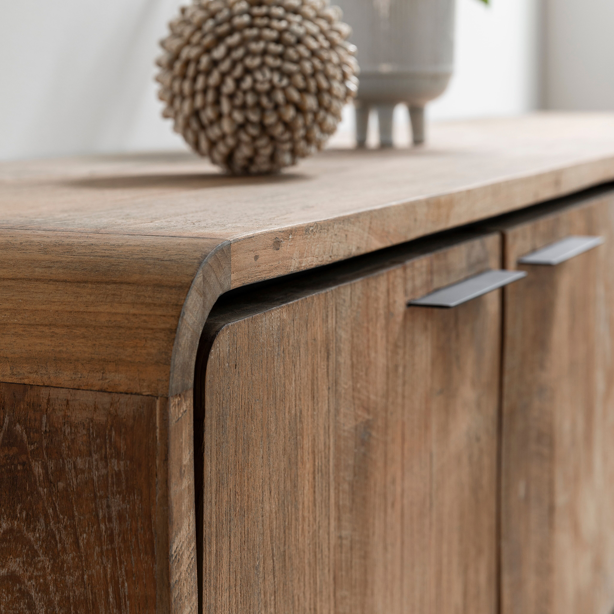 Evo Hanging TV Stand | Medium
