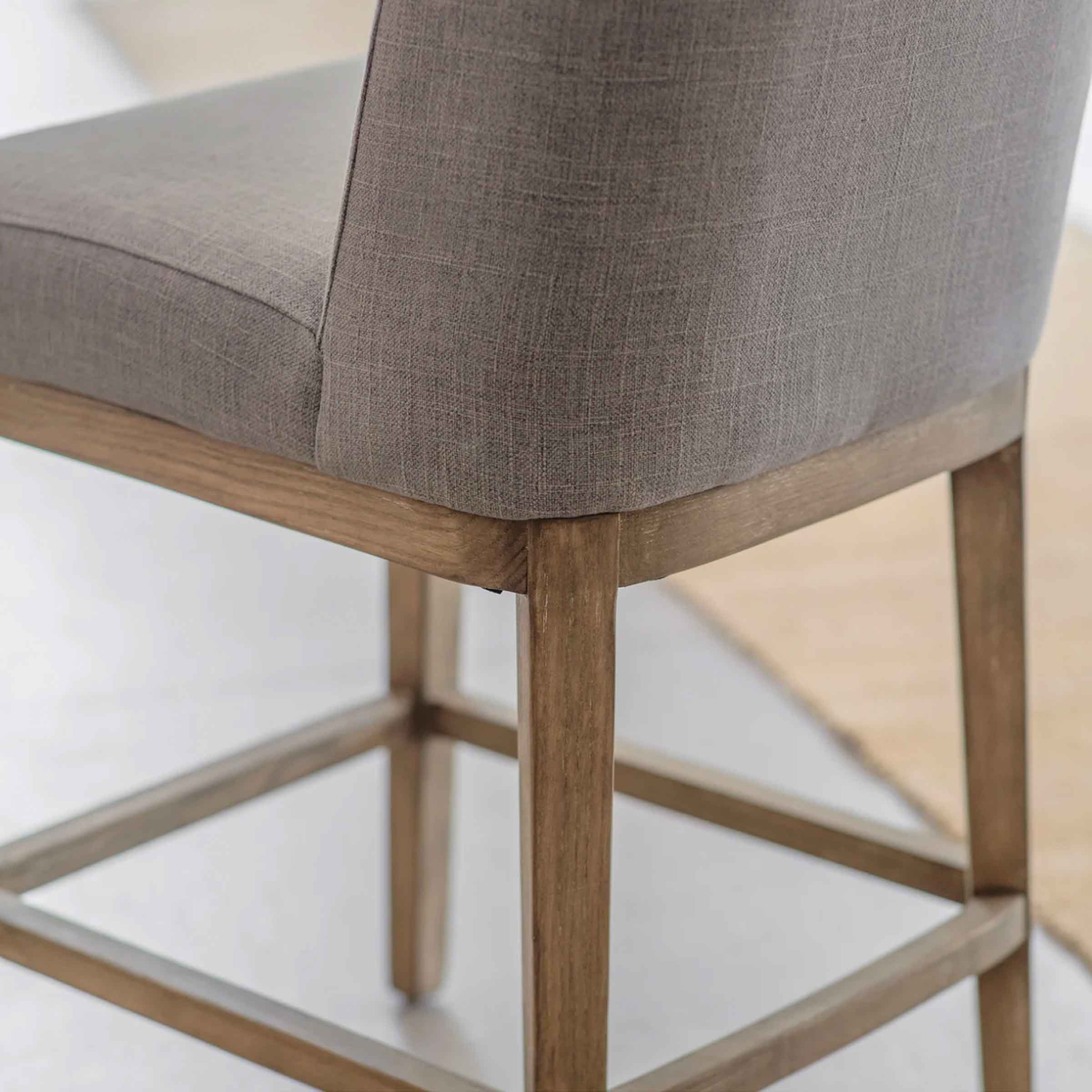 Genti Classic Counter Stool