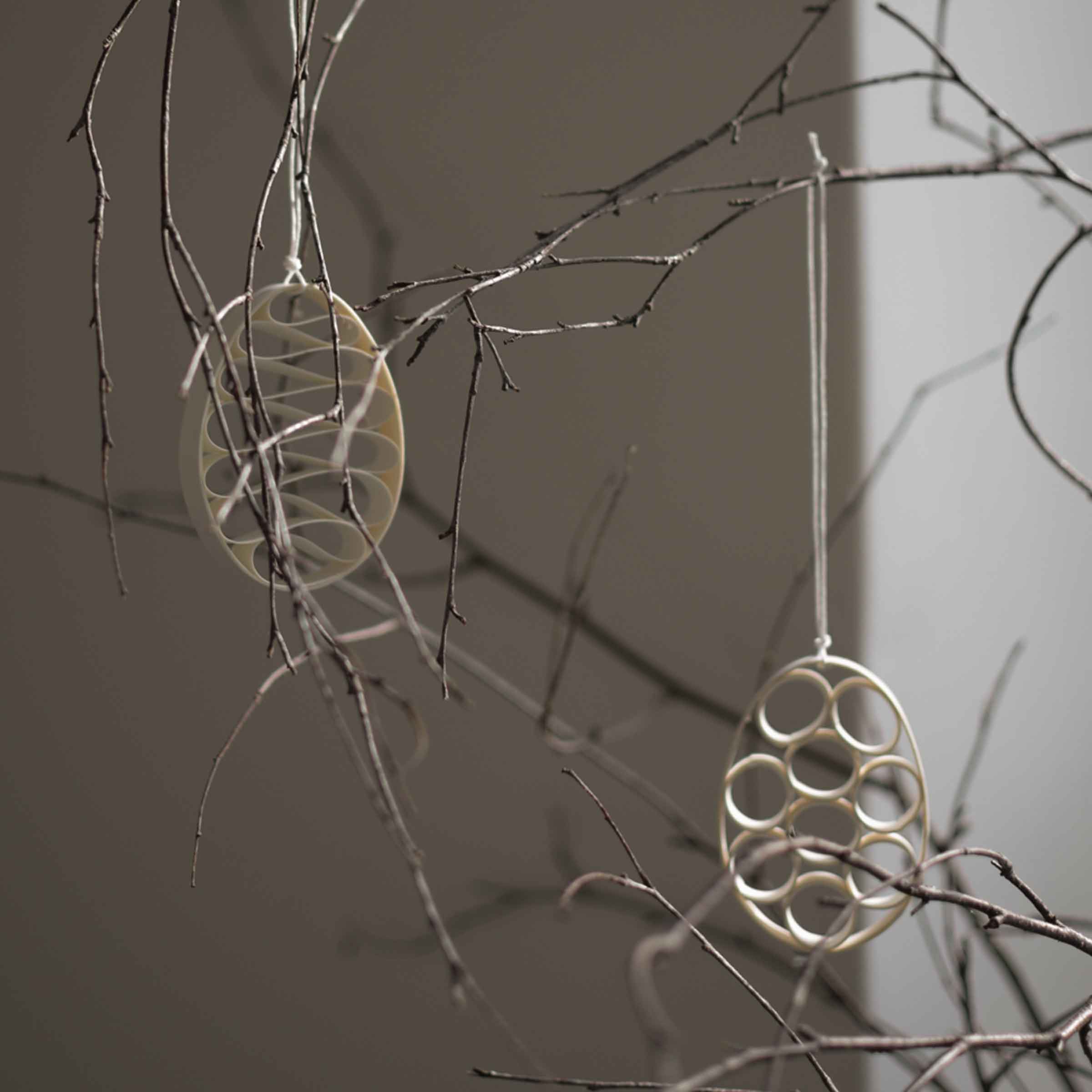 Handmade Paper Hanging Easter Egg | Circle