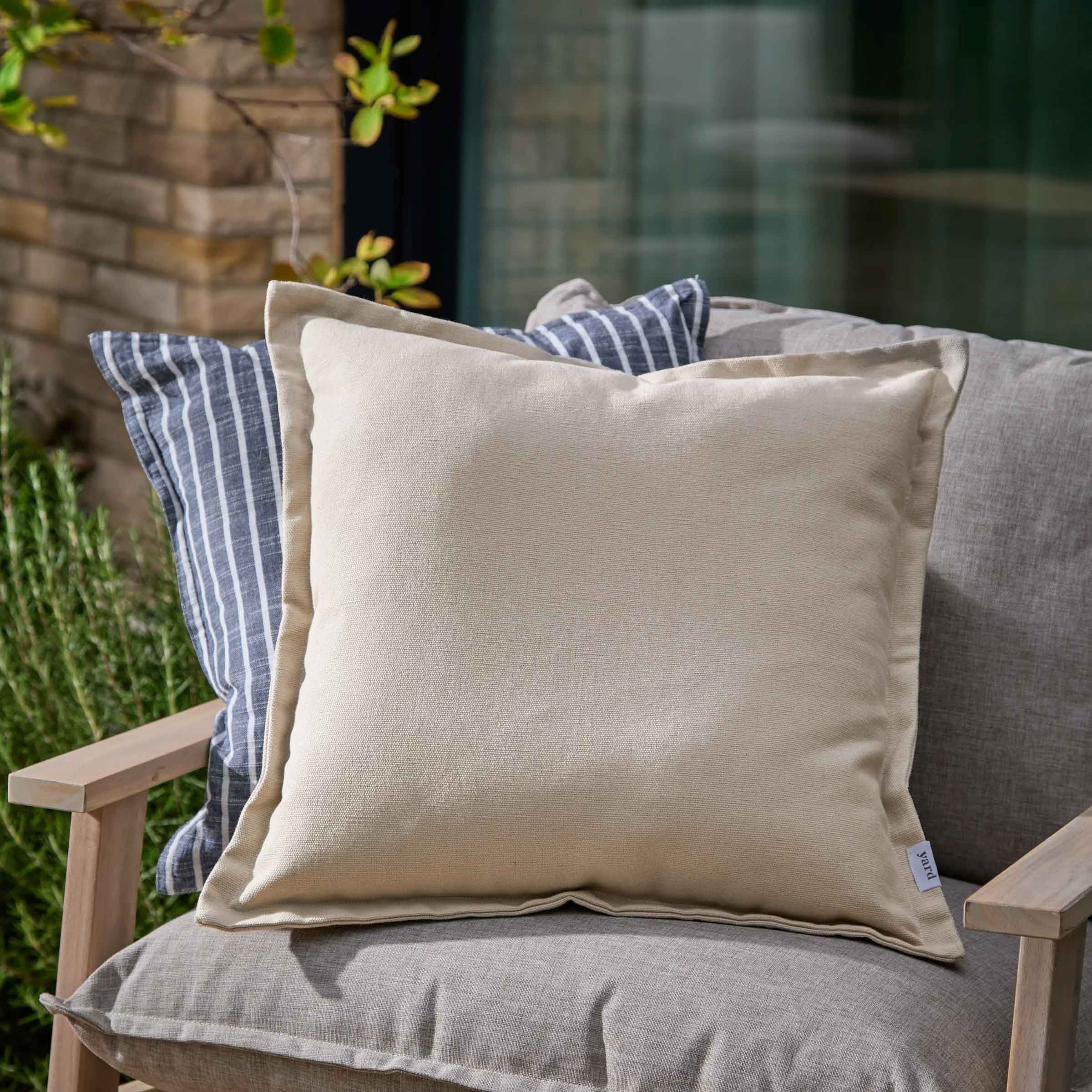 Holmfirth Outdoor Cushion I Natural