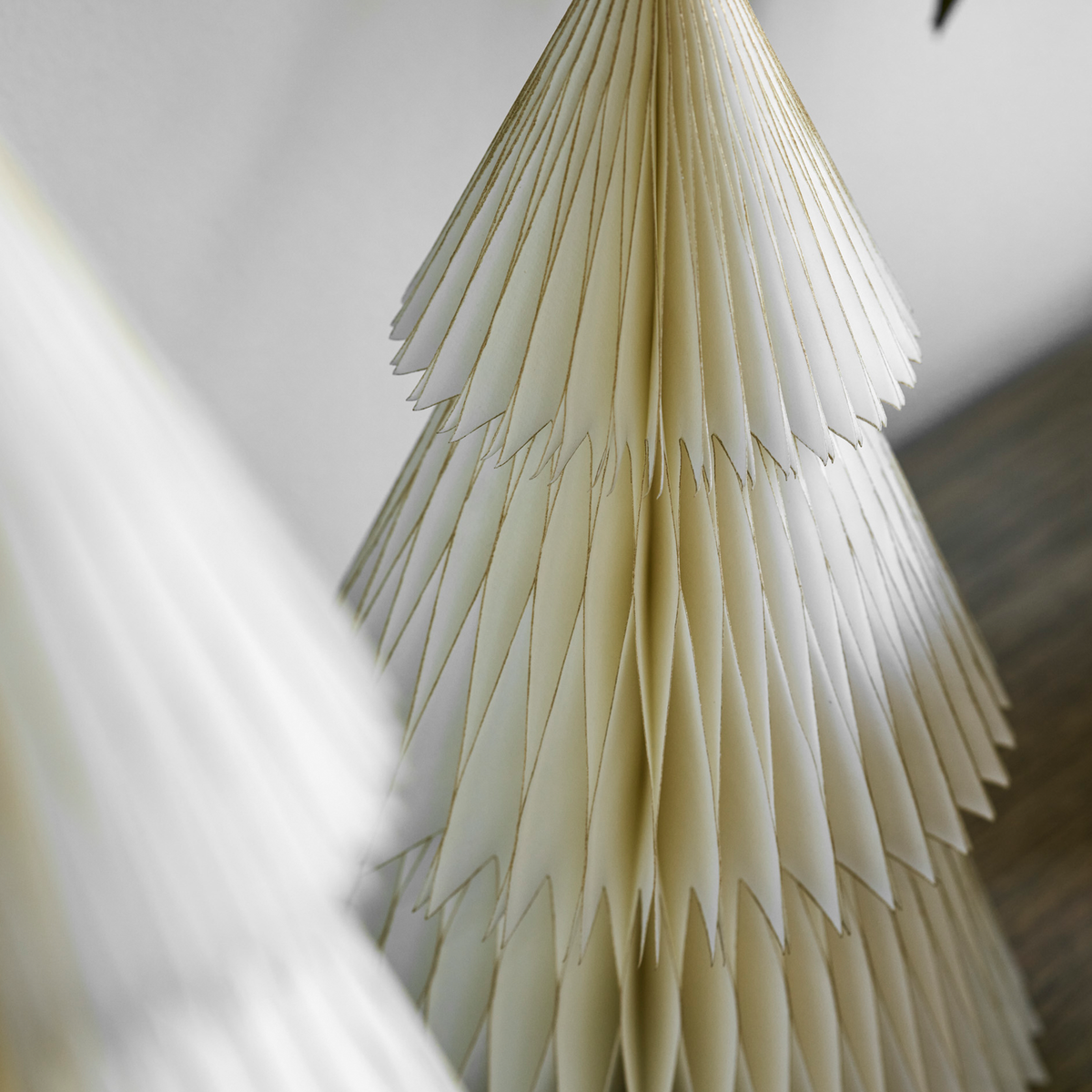 Maddox Christmas Tree - Warm White & Gold, Medium