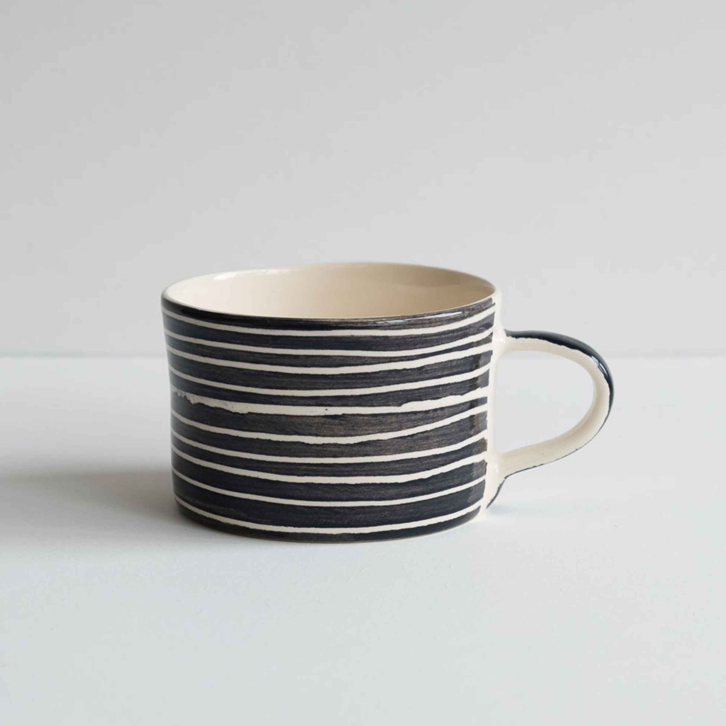 Musango Mug Sgraffito | Graphite