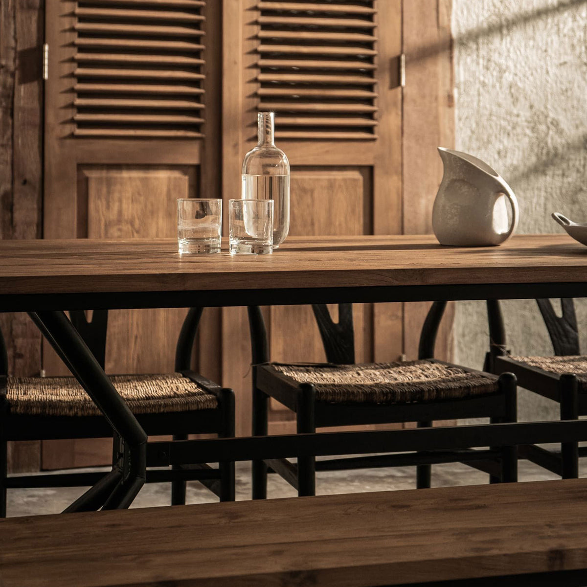 Oxo Dining Table