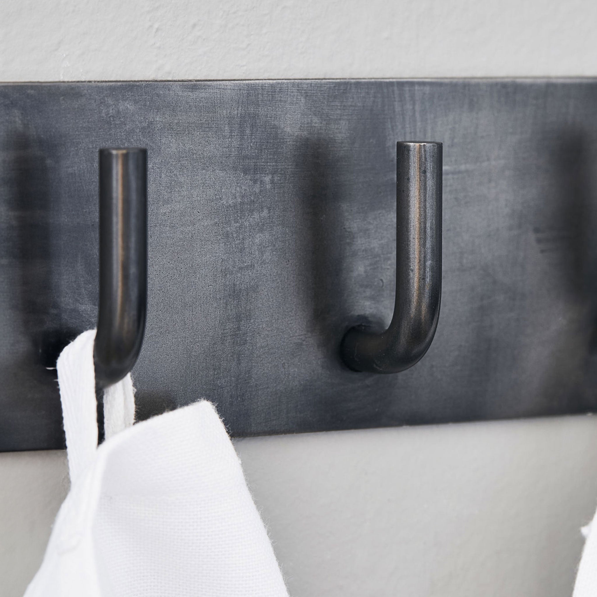 Pati Hook Rack | Antique Black