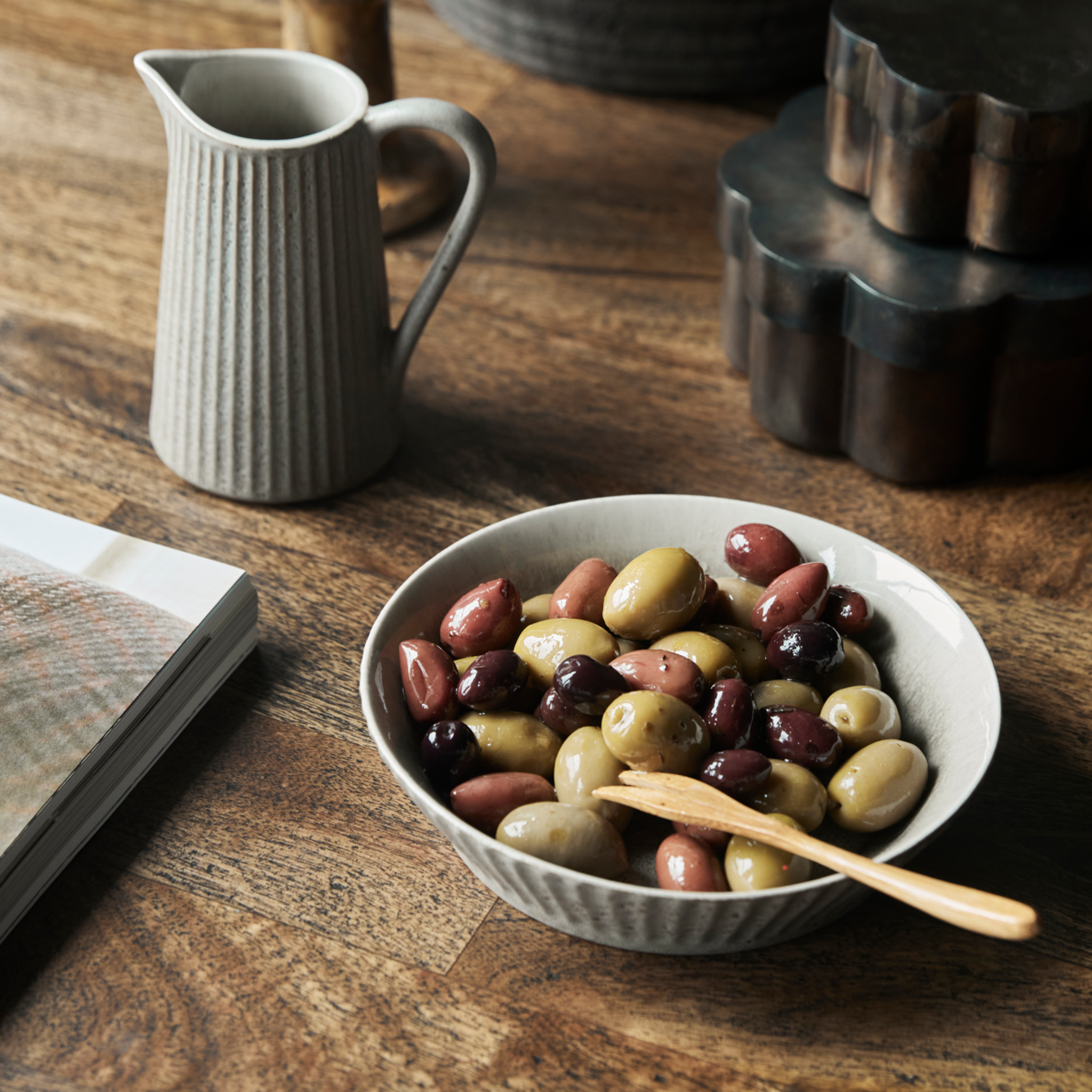 Pleat Nibble Bowl