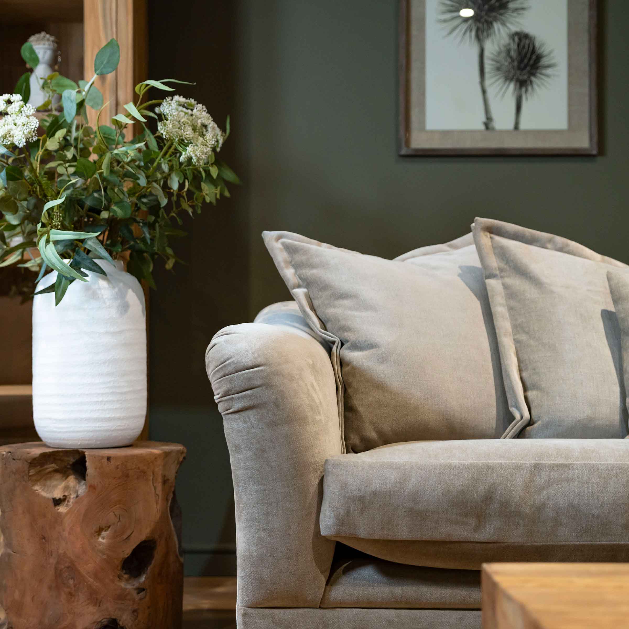 Pyewell Midi Sofa | Manolo Latte (F3)
