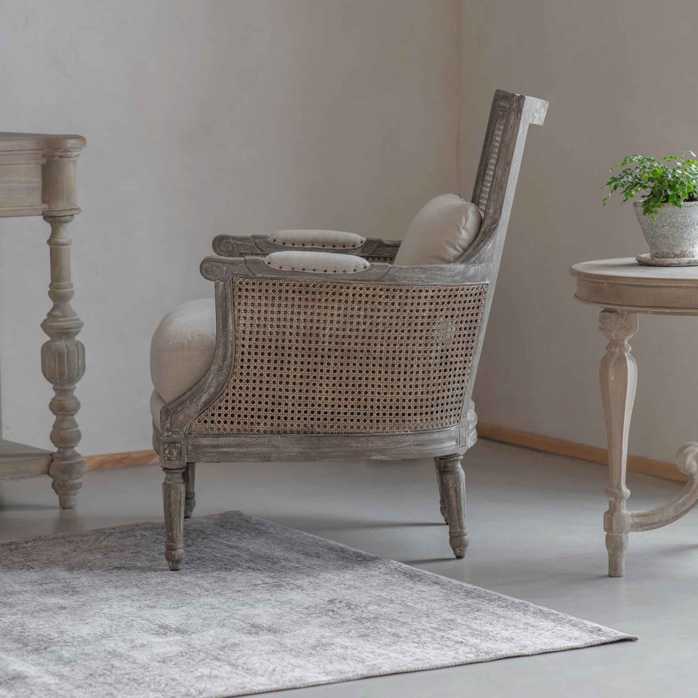 Sakra Armchair