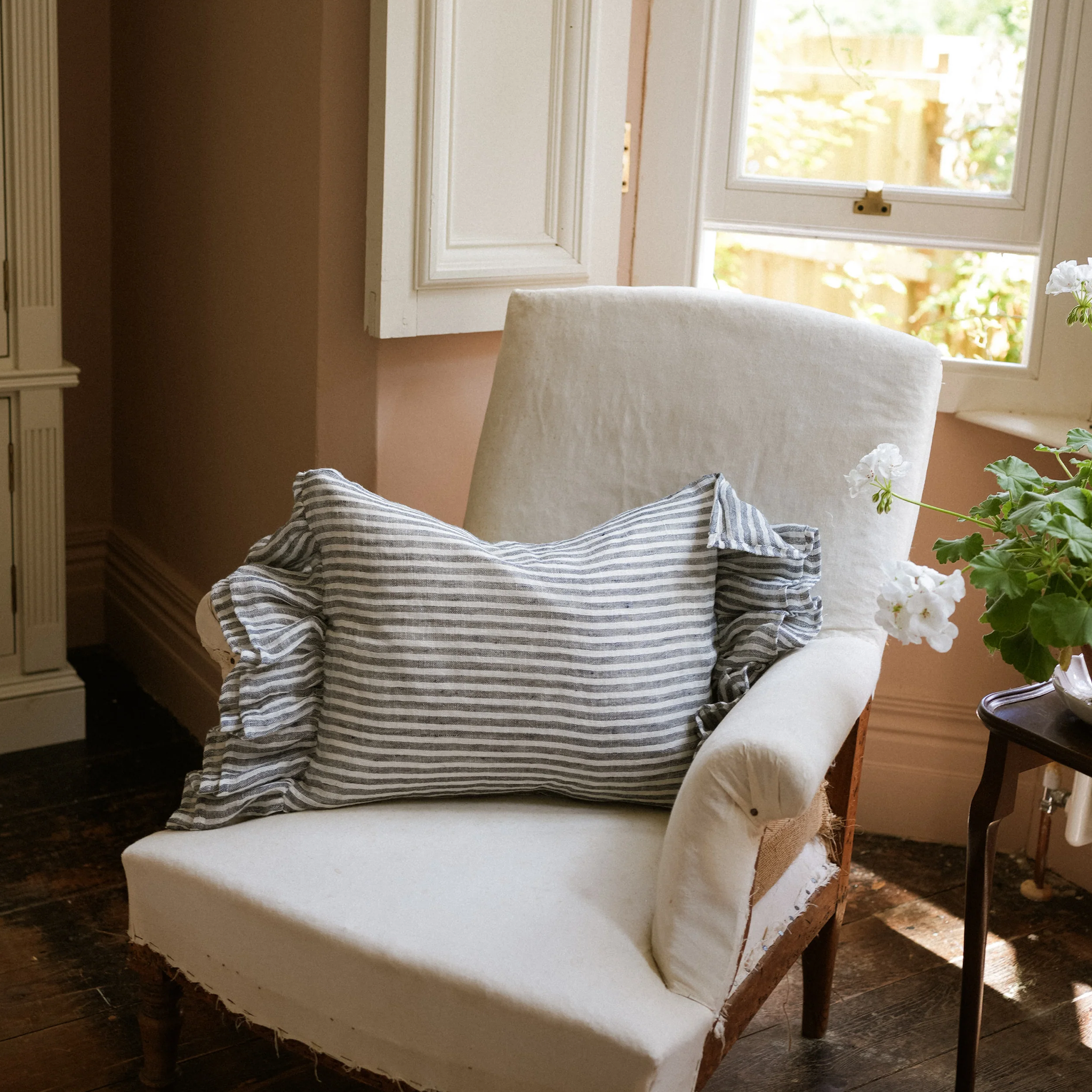 Salcombe Frill Ruffle Cushion | Blue