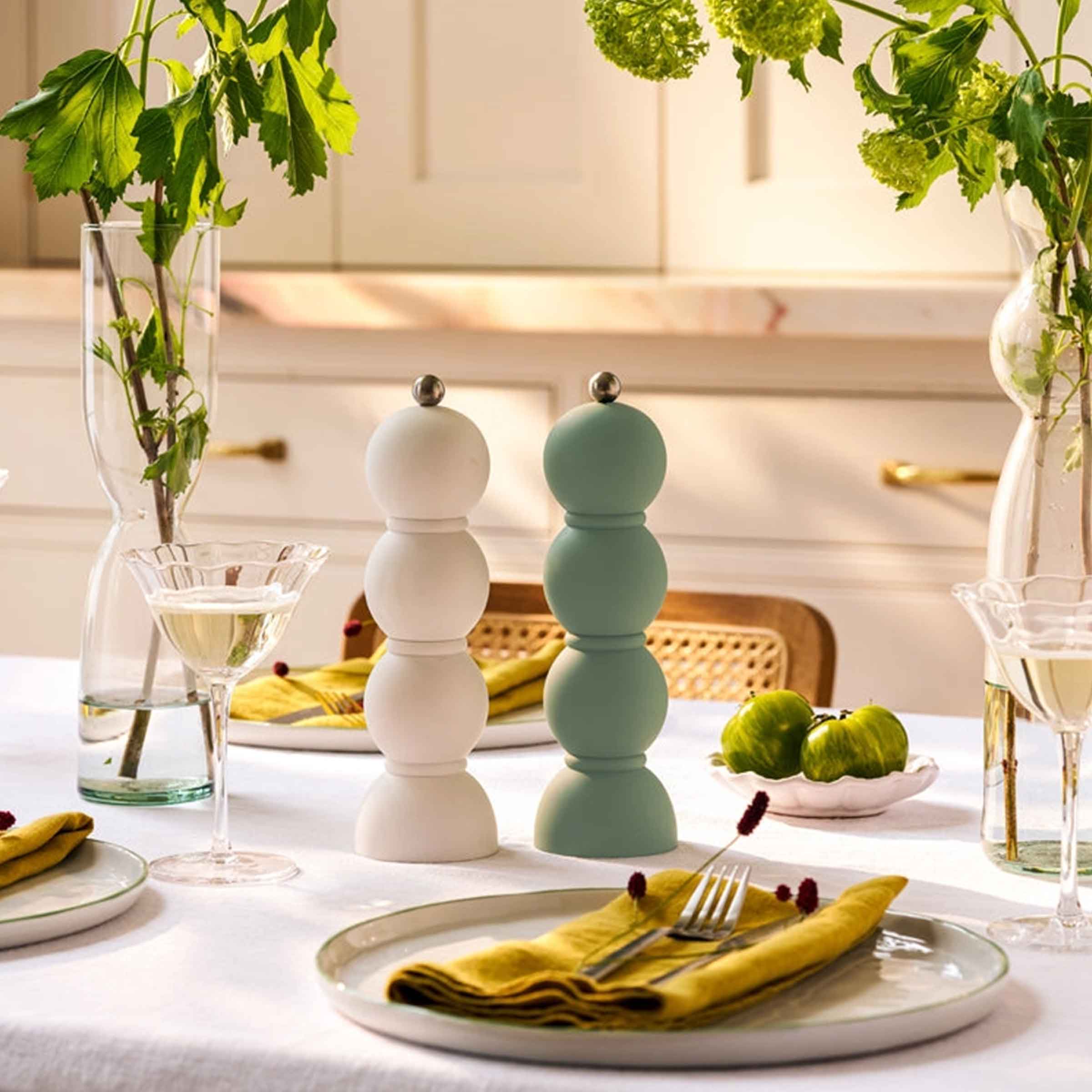 Scandi Bob Salt & Pepper Mill | Moss