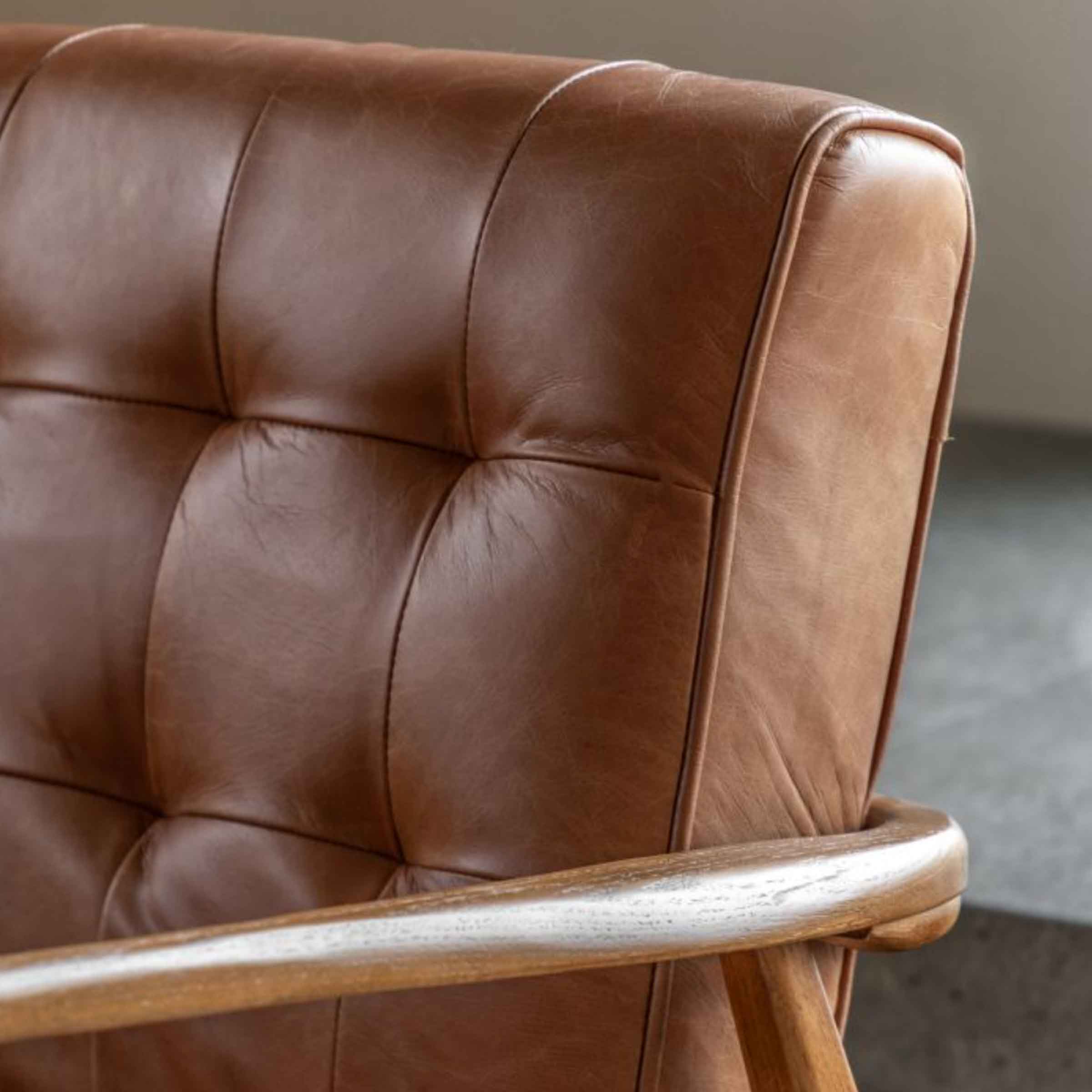 Sowa Armchair | Leather