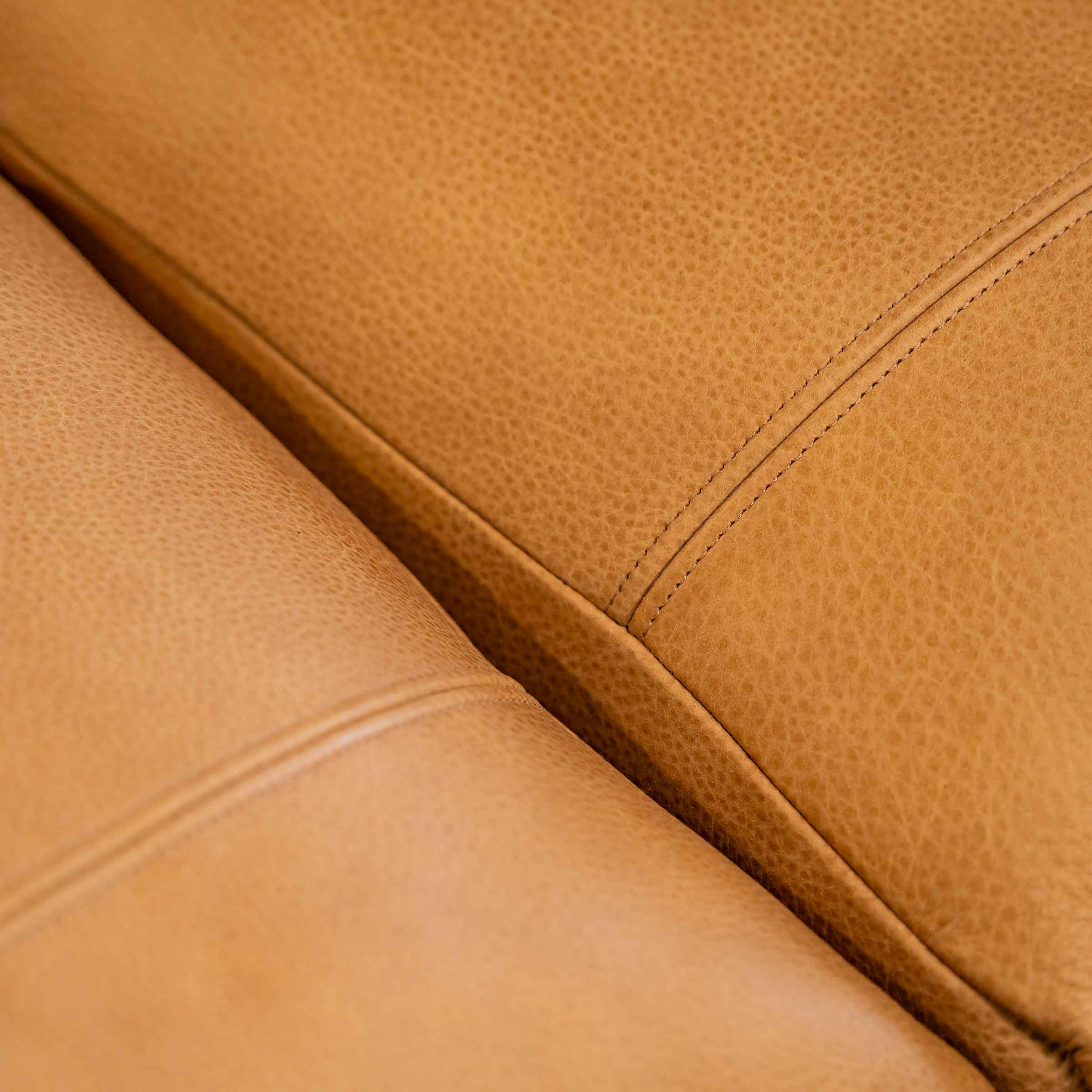 Sowley Midi Sofa | Atacama Nutmeg (HC)