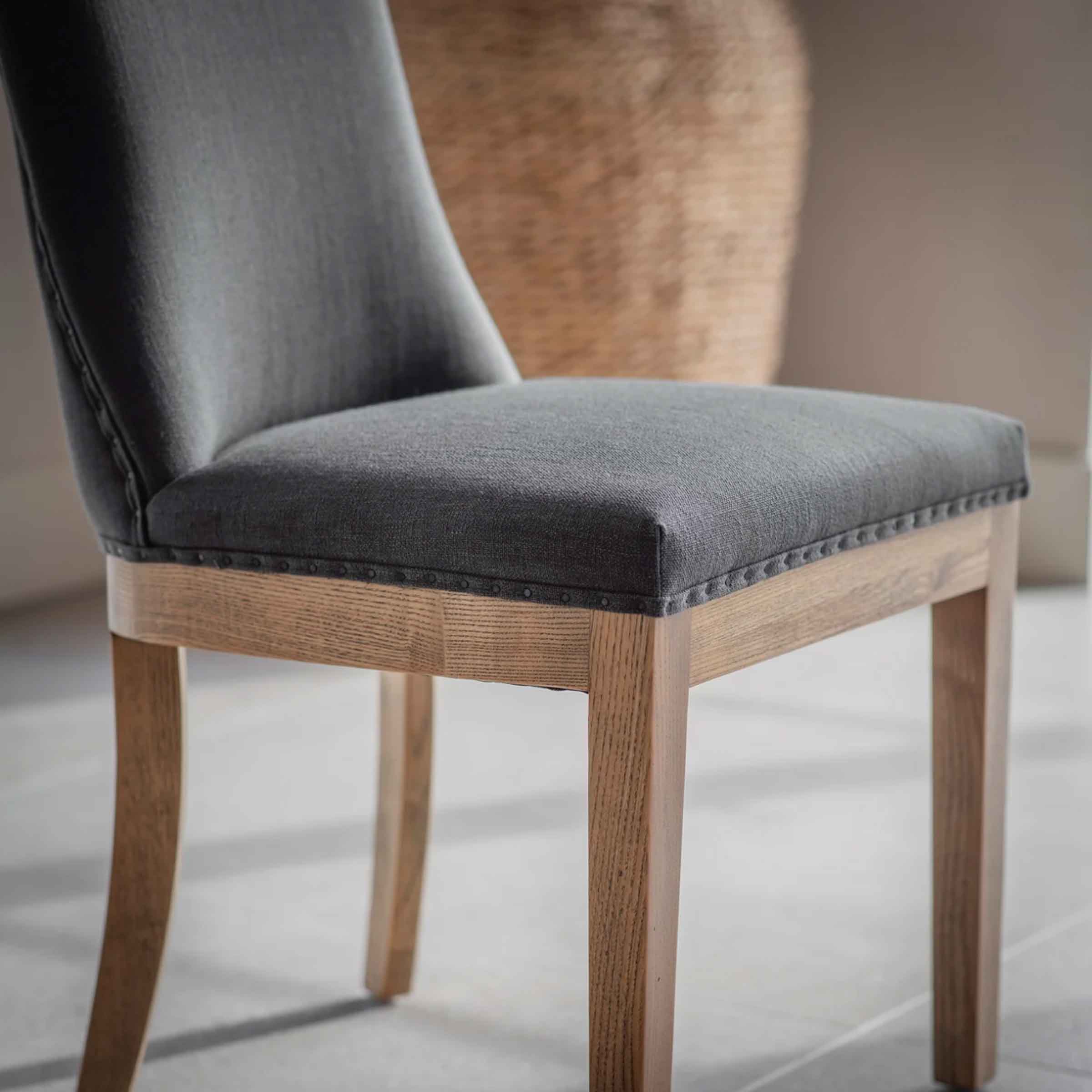 Utan Dining Chair