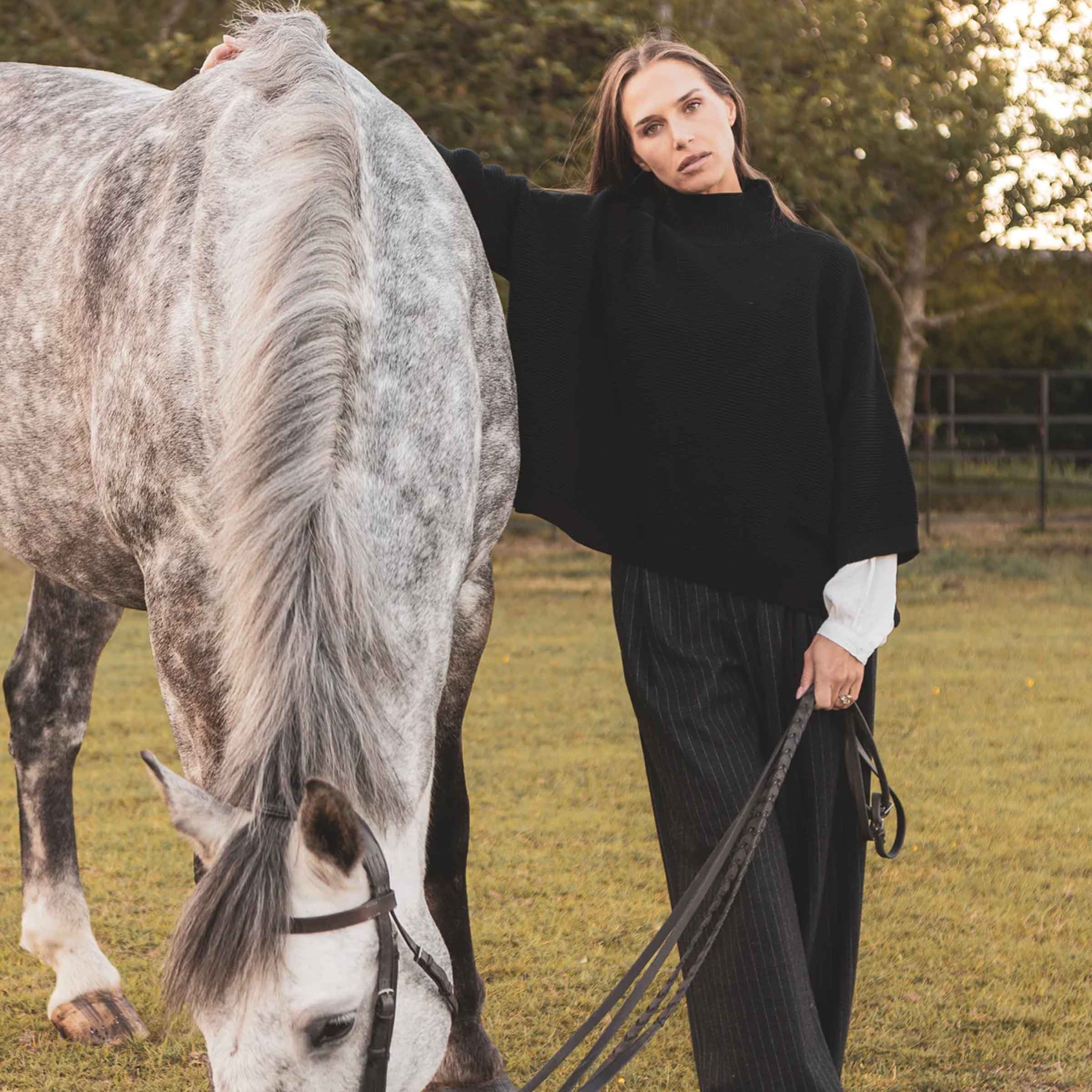 Vicki Jumper | Black