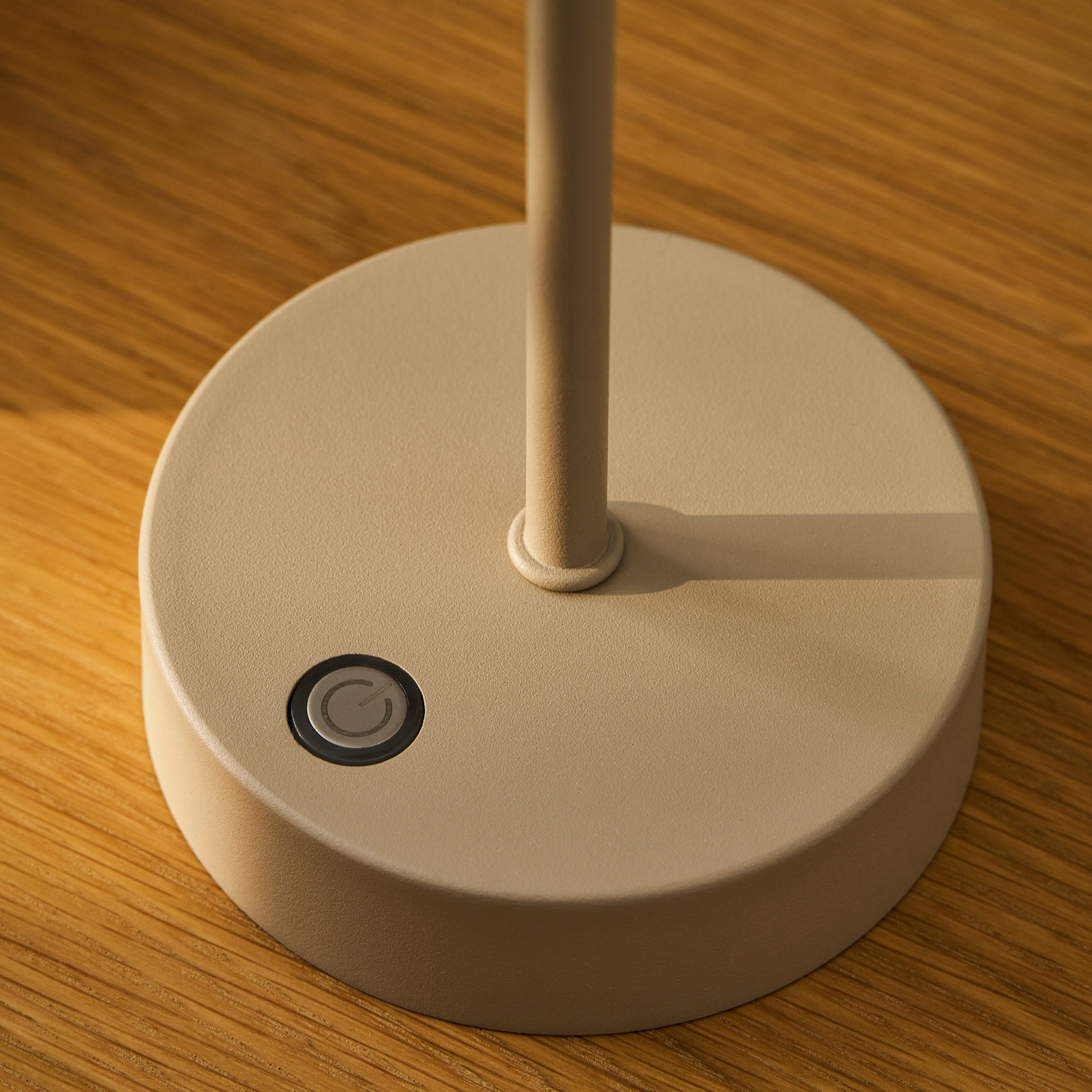 Winstone Rechargeable Table Lamp | Clay