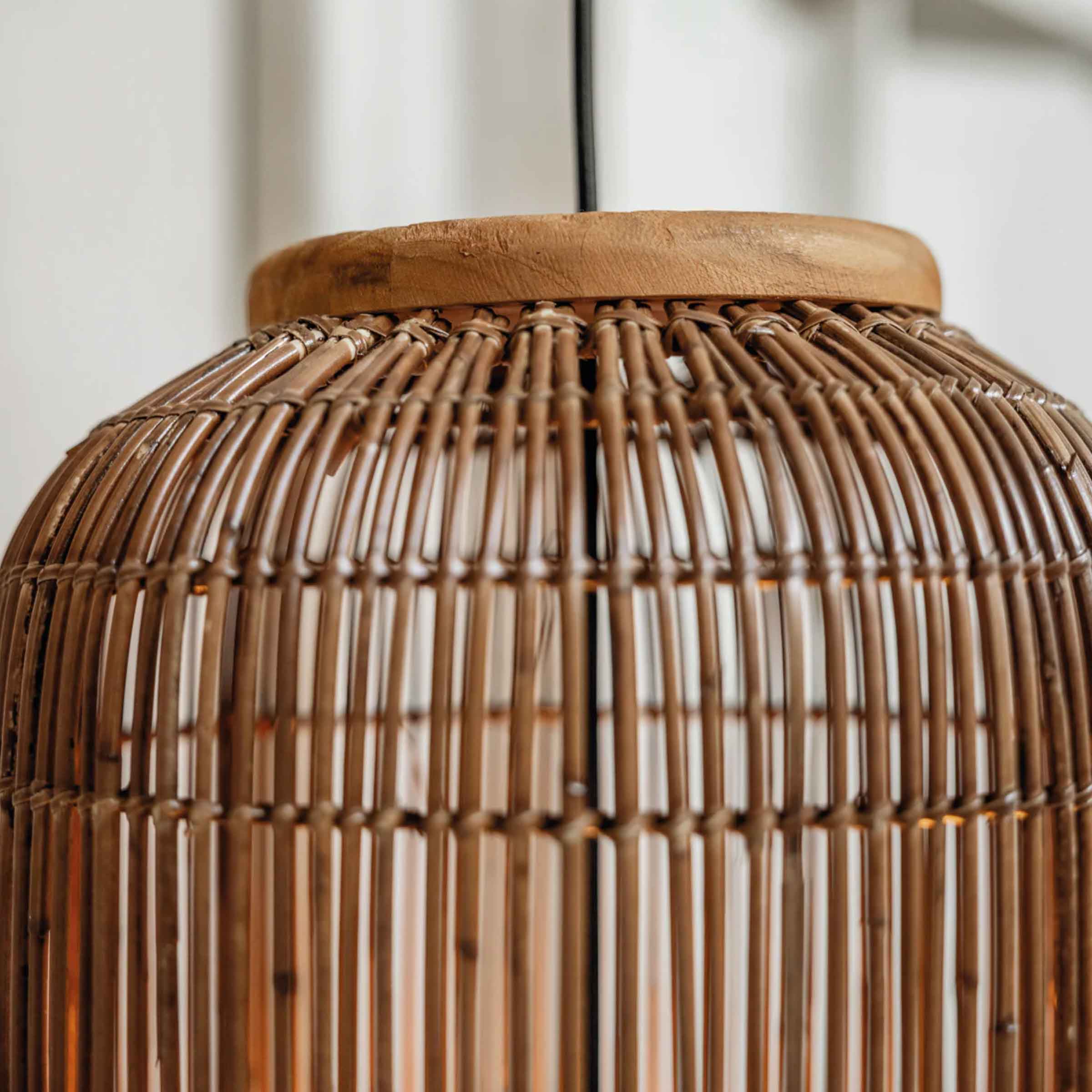 Aura Slim Pendant Lamp | Brown