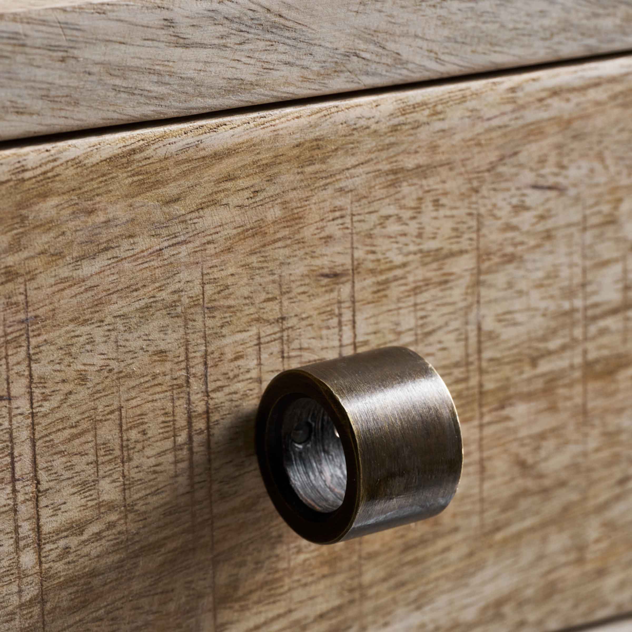 Bedsi Side Table