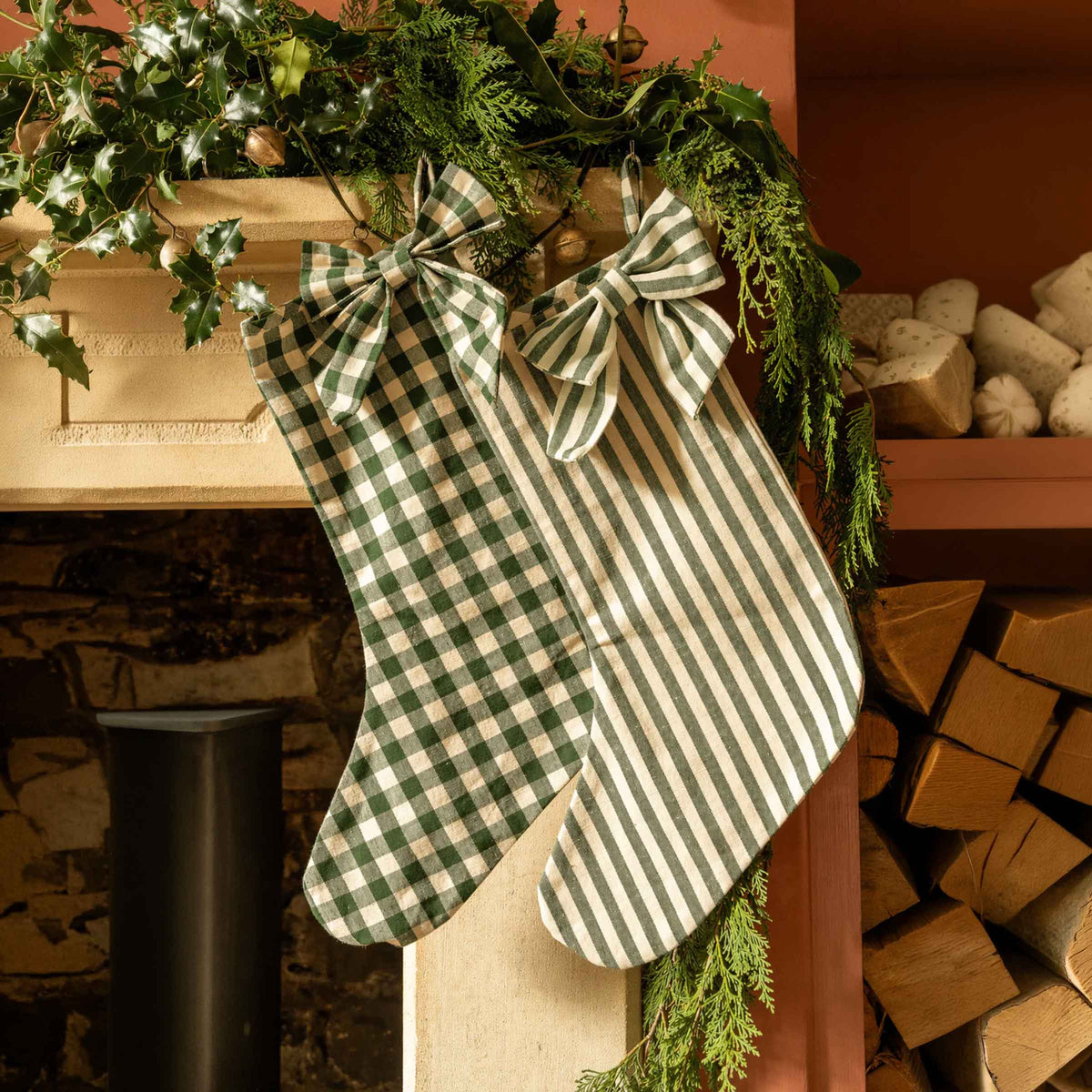 The Bow Stocking | Stripe in Pine Green