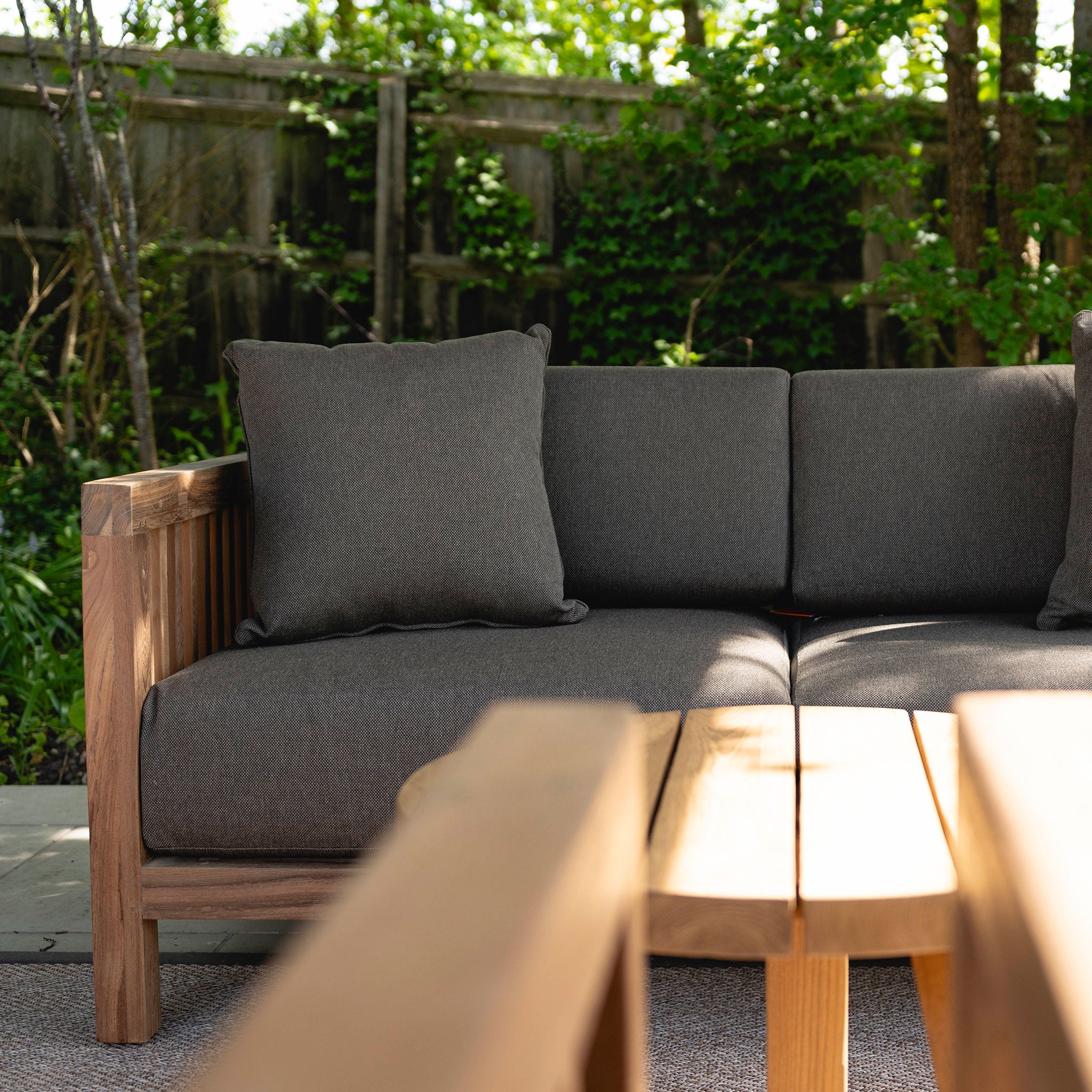 Buru Lounge Sofa
