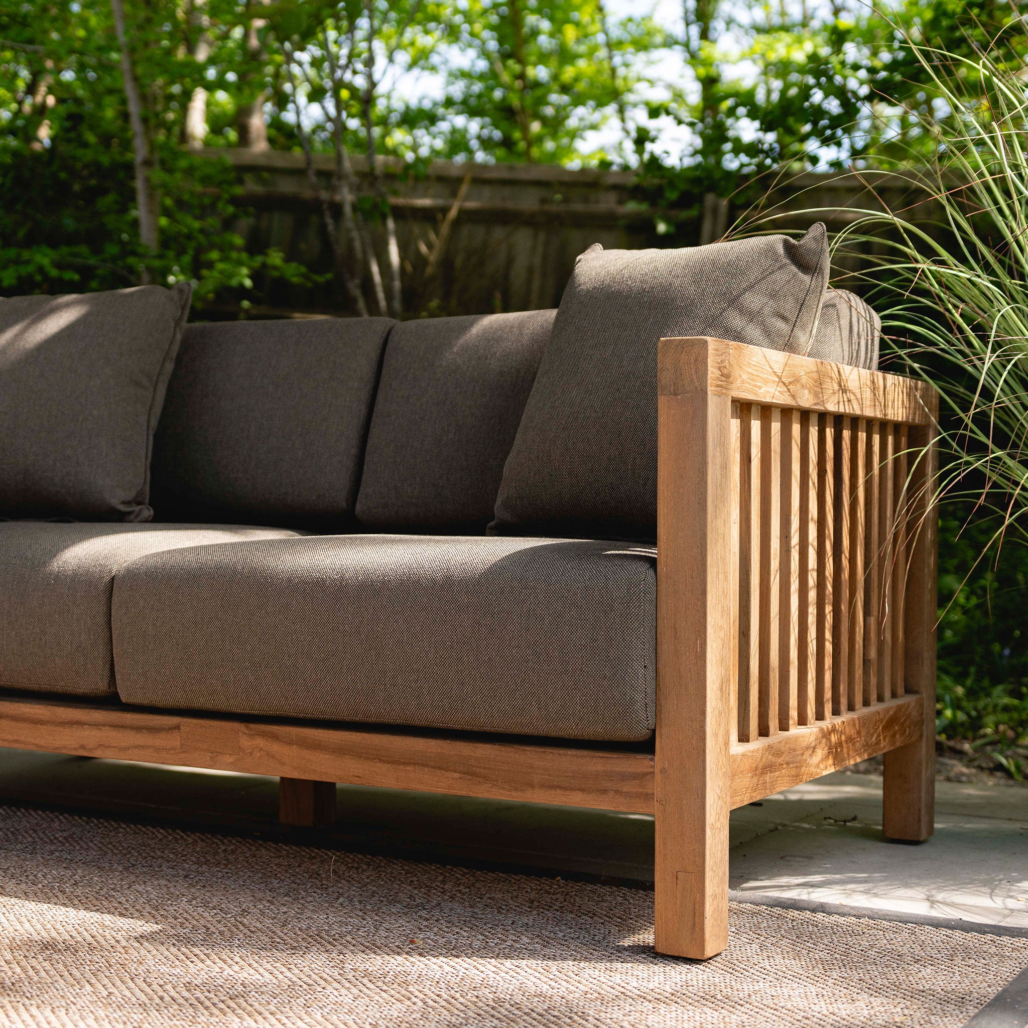 Buru Lounge Sofa
