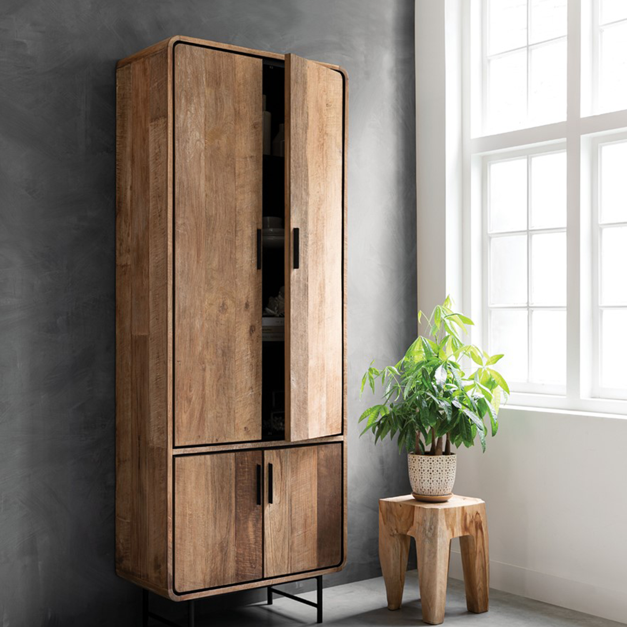 Evo Cabinet