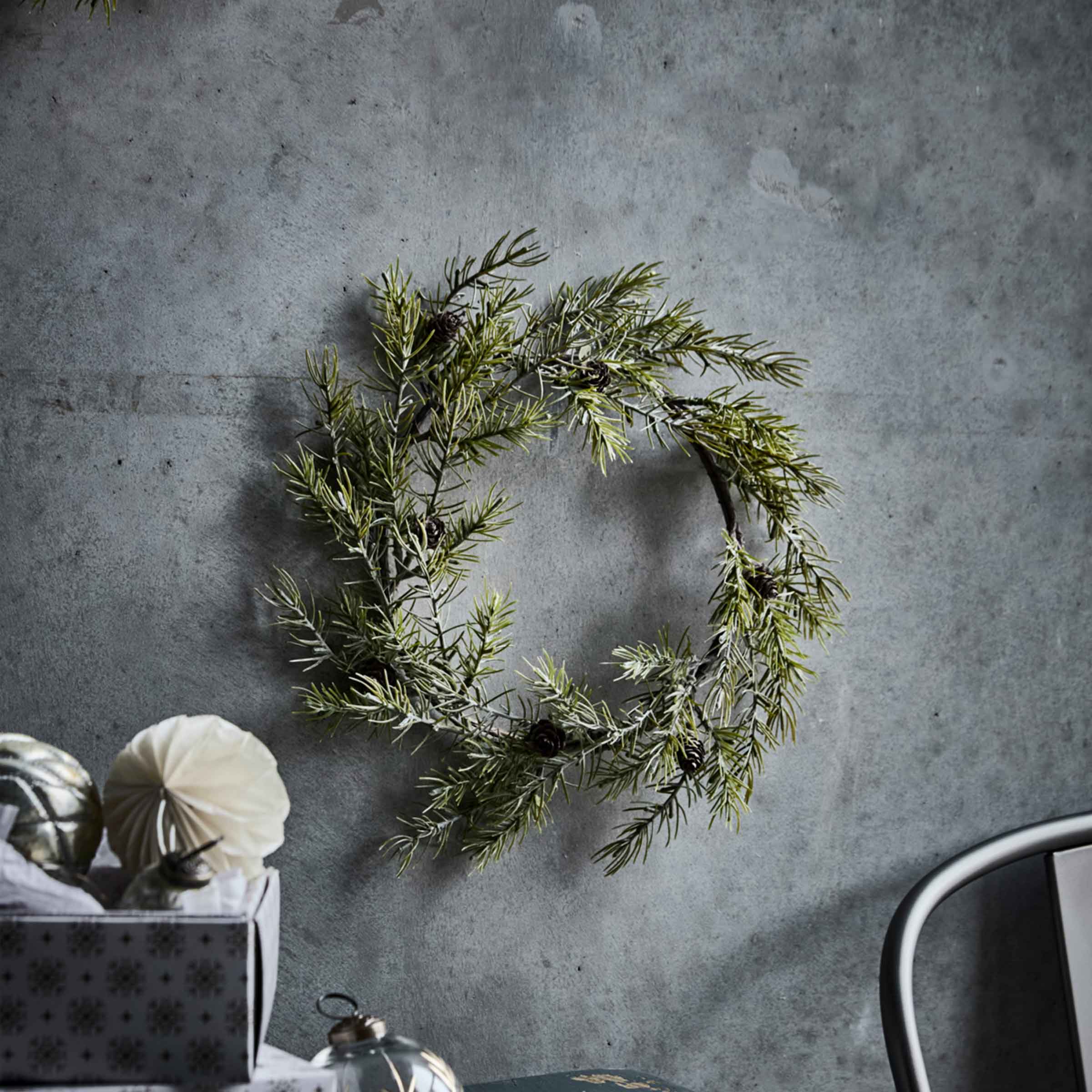 Frost Wreath