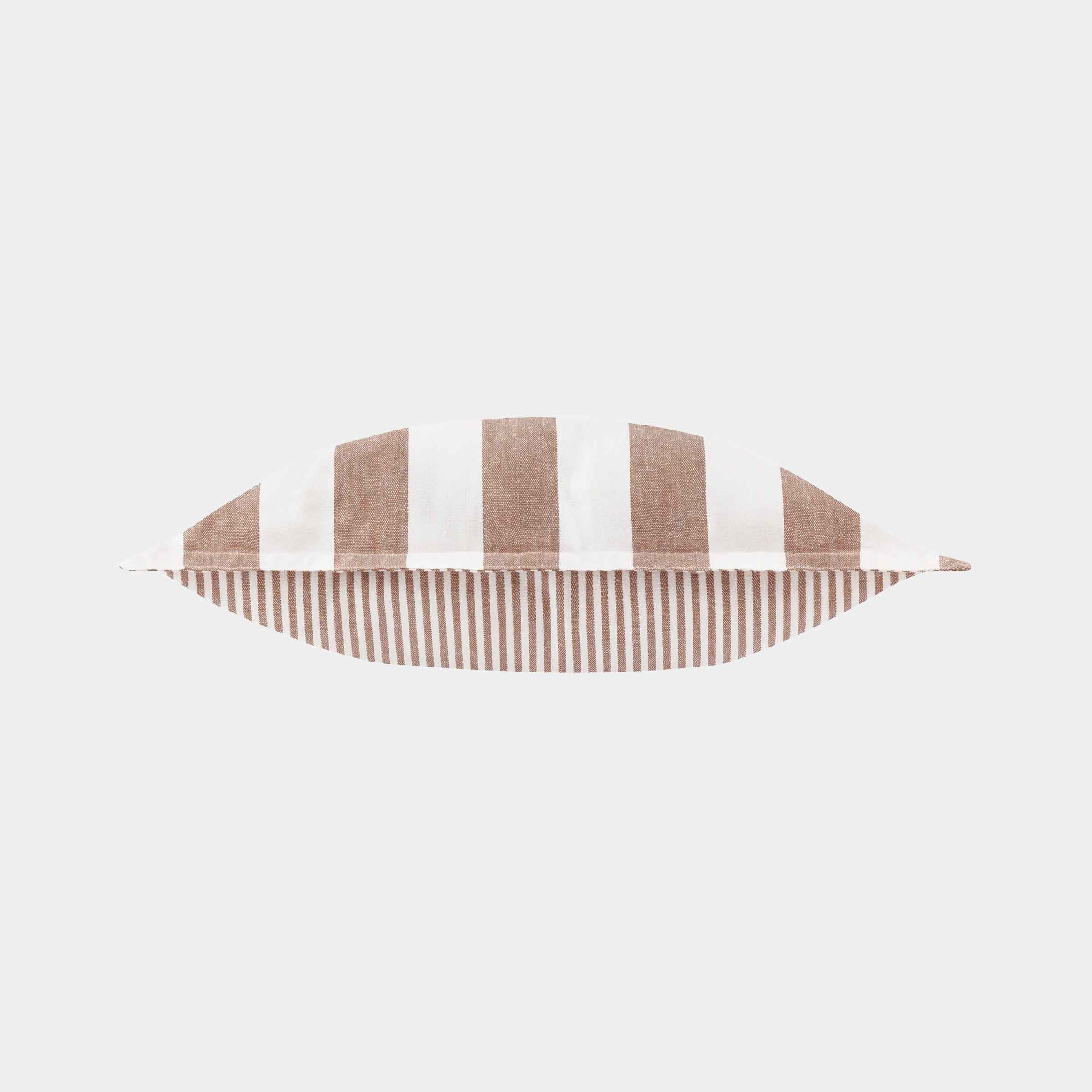 Hayle Outdoor Cushion | Pecan