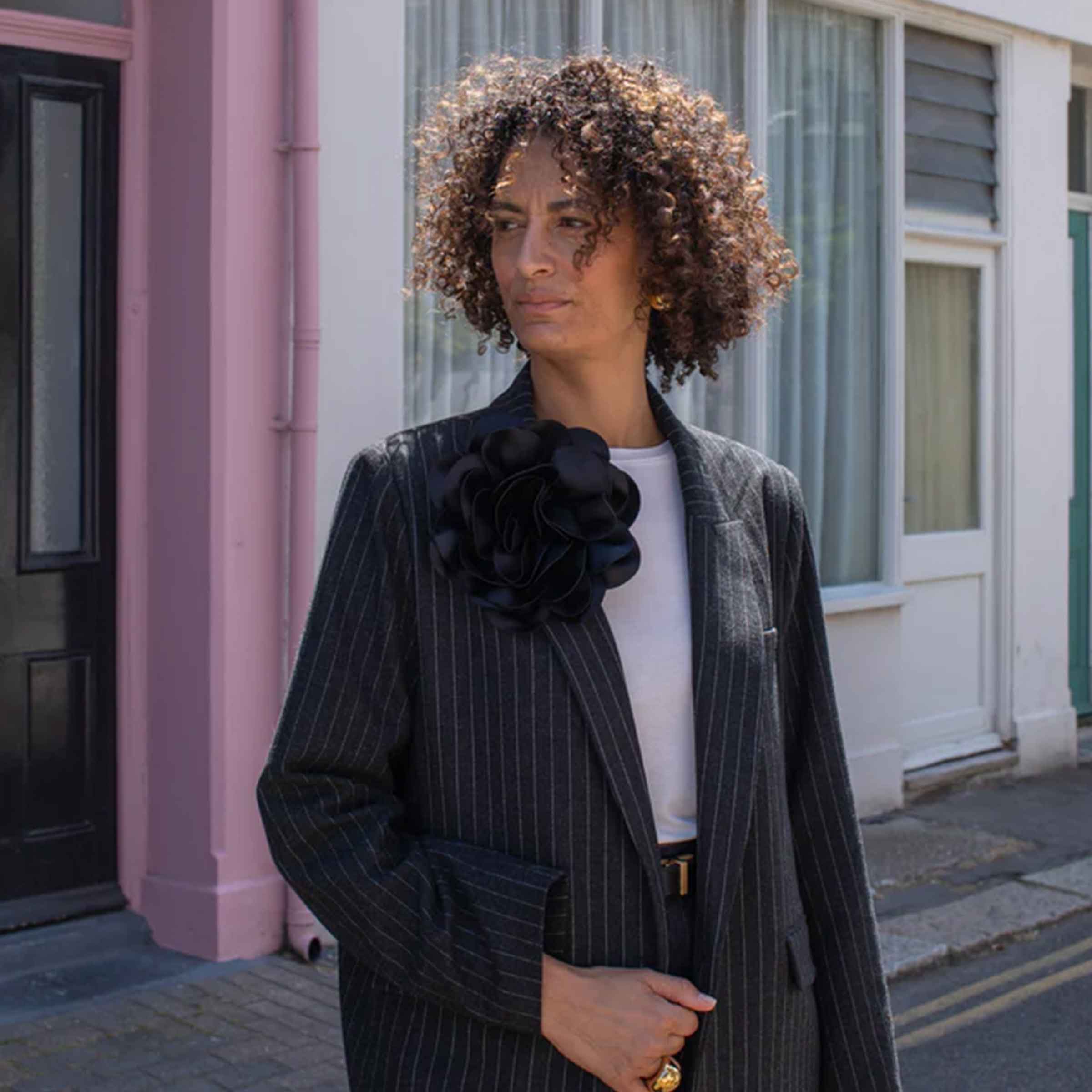 Hove Flower Brooch | Black