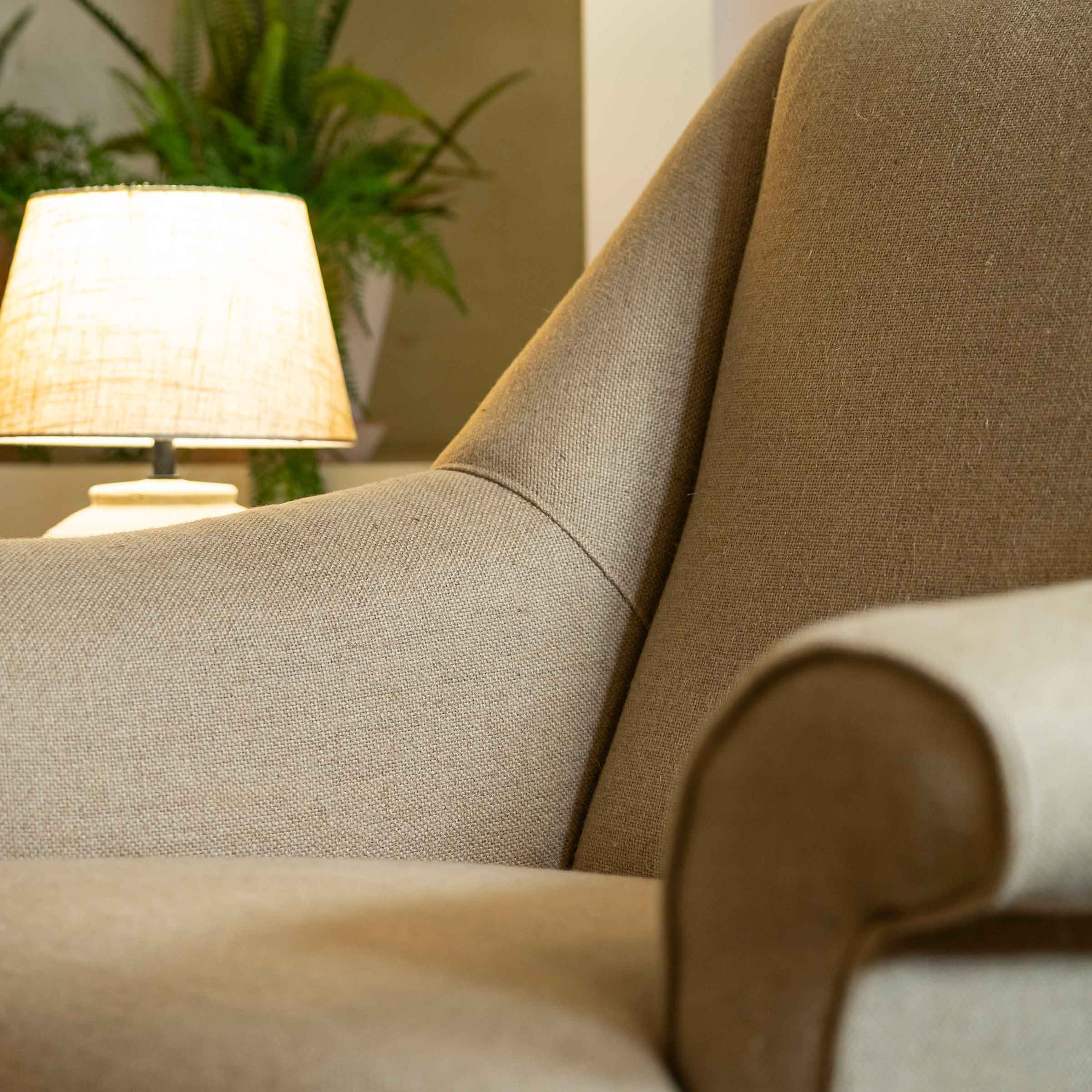 Oxey Chair | Mountain Linen Flax (F5)
