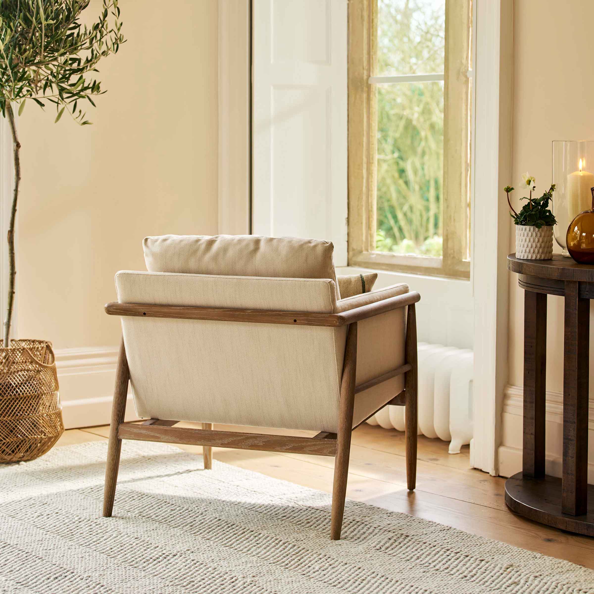 Anjar Armchair | Natural