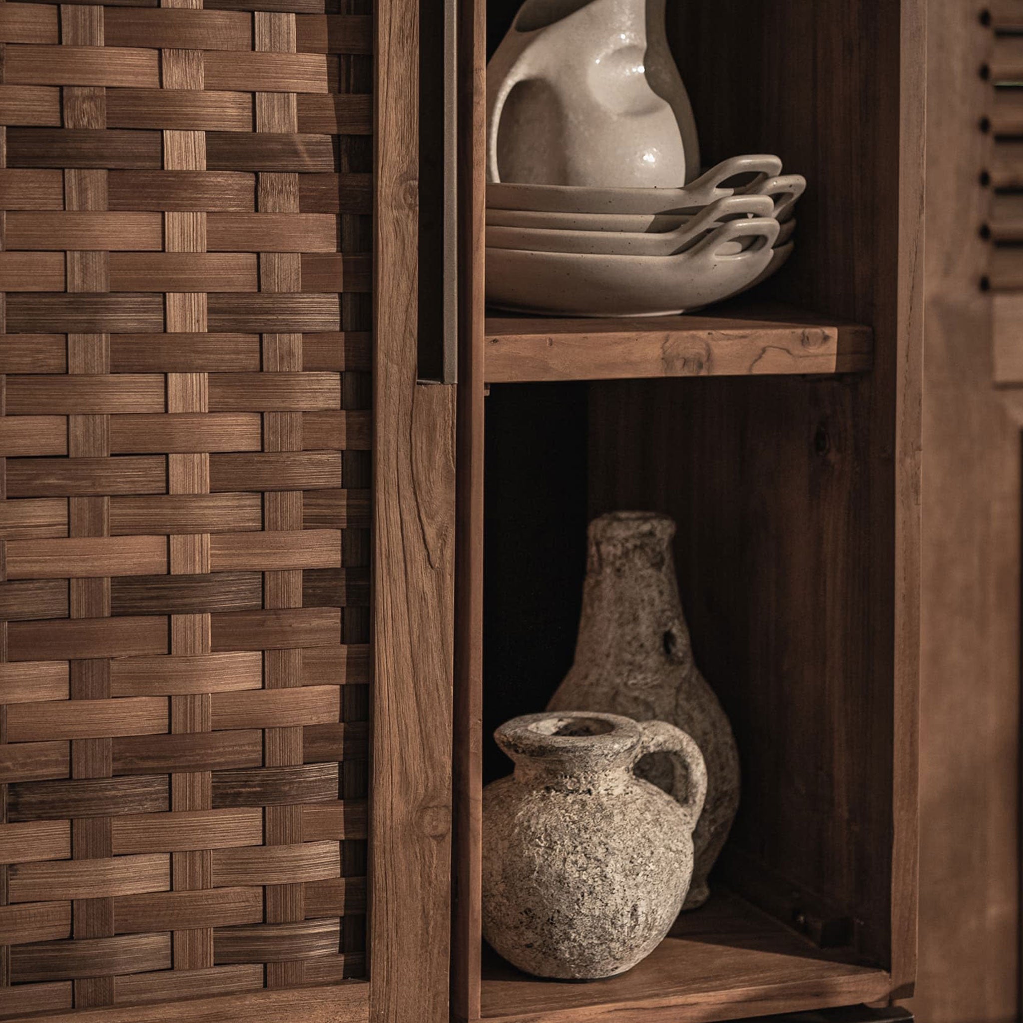 Karma Pure Cabinet (1 Door, 1 Open Rack)