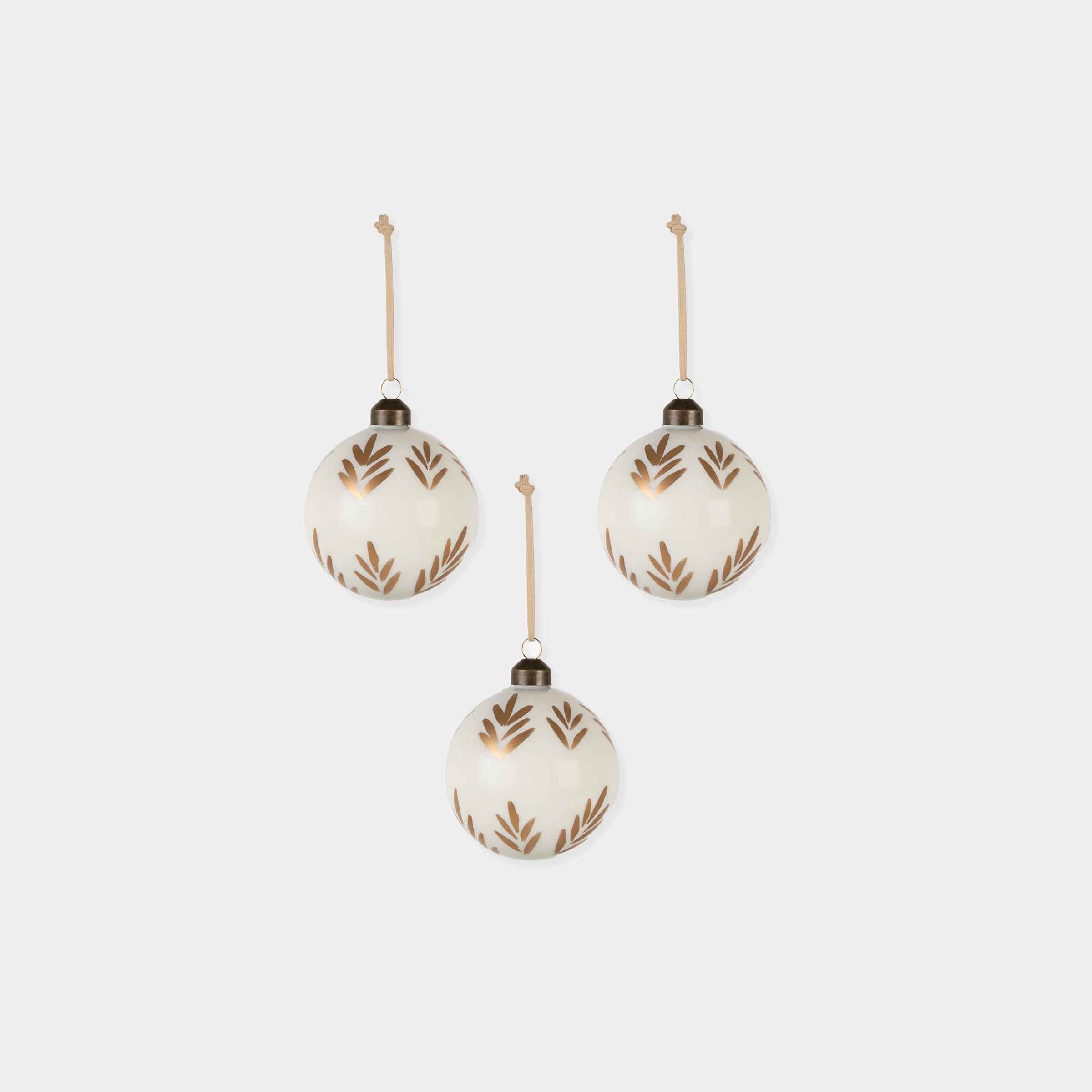 Kemble Vine Baubles – Set of 3 Gold Hand-Painted Ornaments