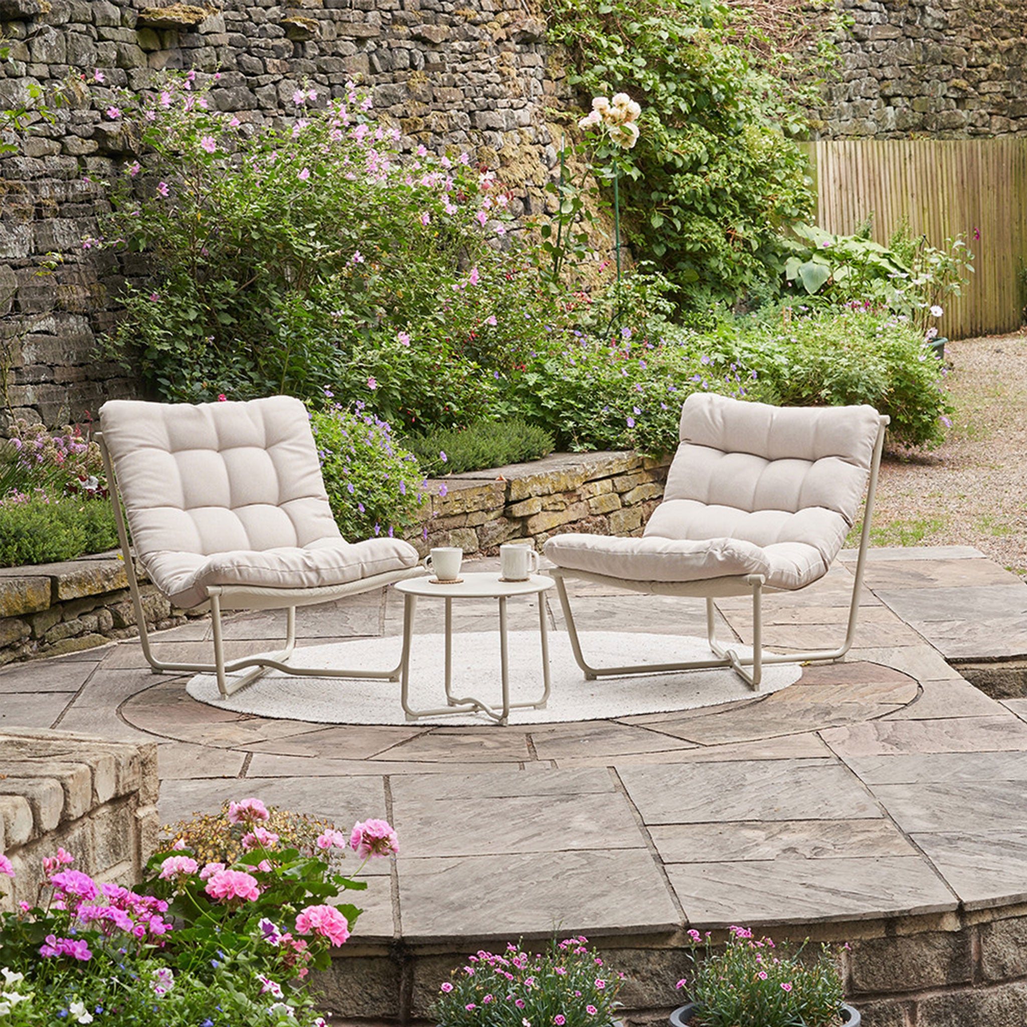 Kuta Outdoor Lounging Set I Putty