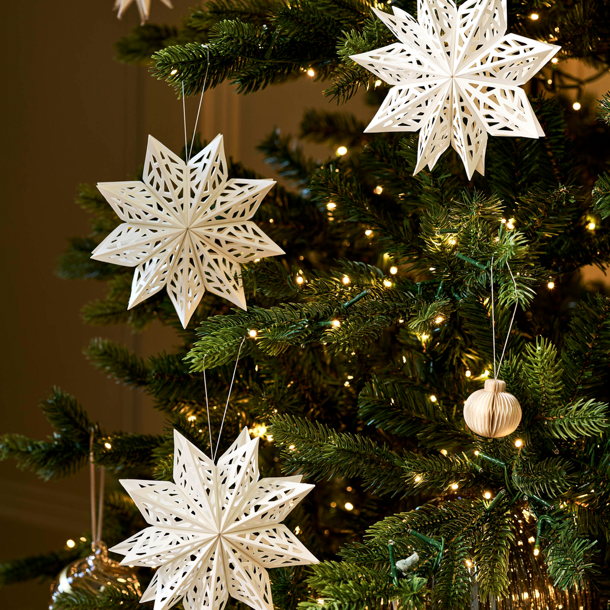 Maddox Christmas Detailed Star - Paper, Warm White, Set of 3