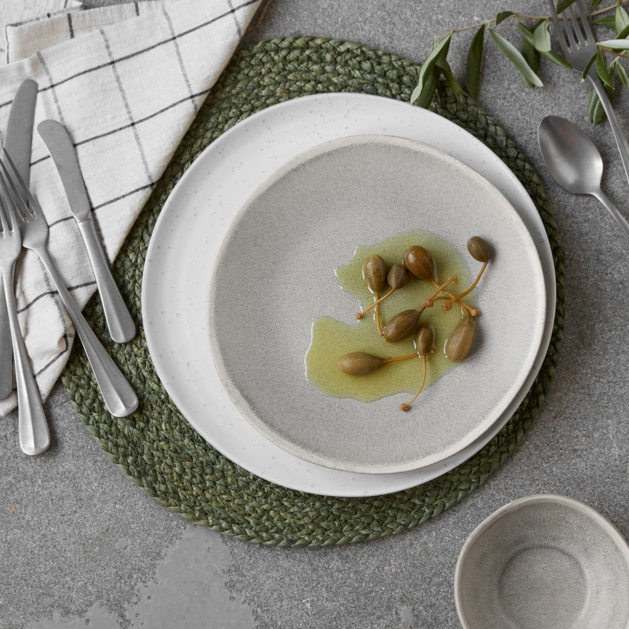 More Dinner Plate | Grey