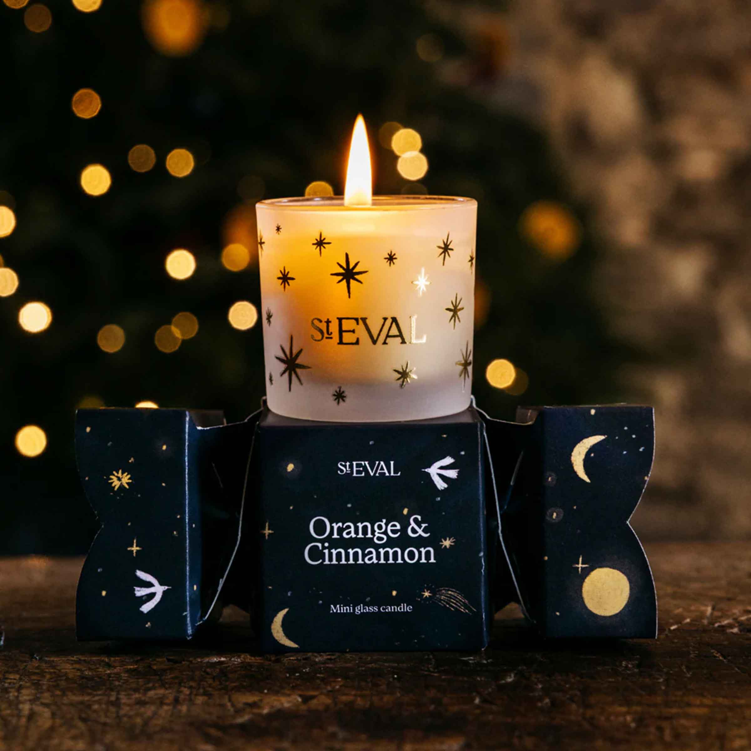 Orange & Cinnamon Christmas Cracker – Mini Candle Gift with Festive Scent