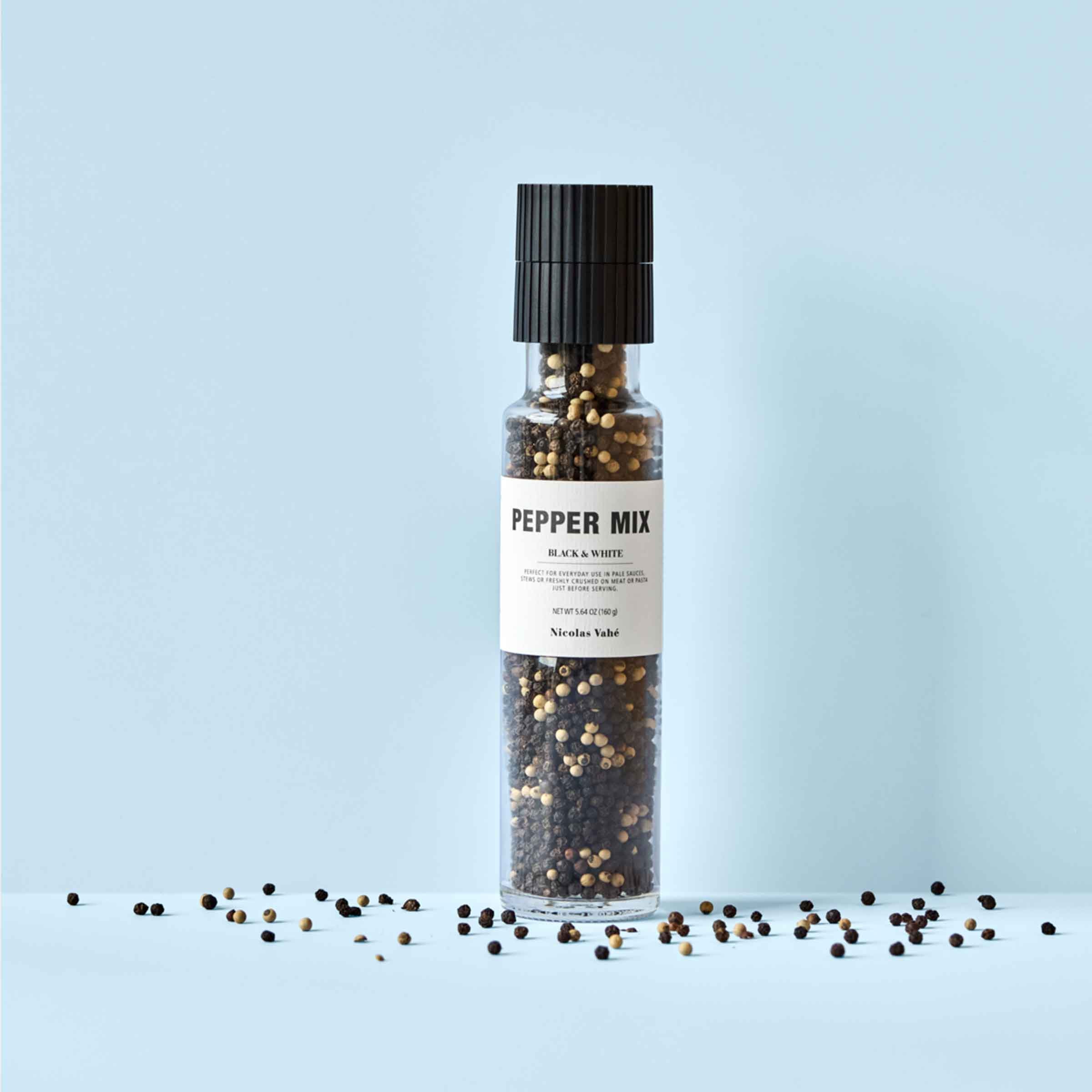 Pepper Mix | Black & White