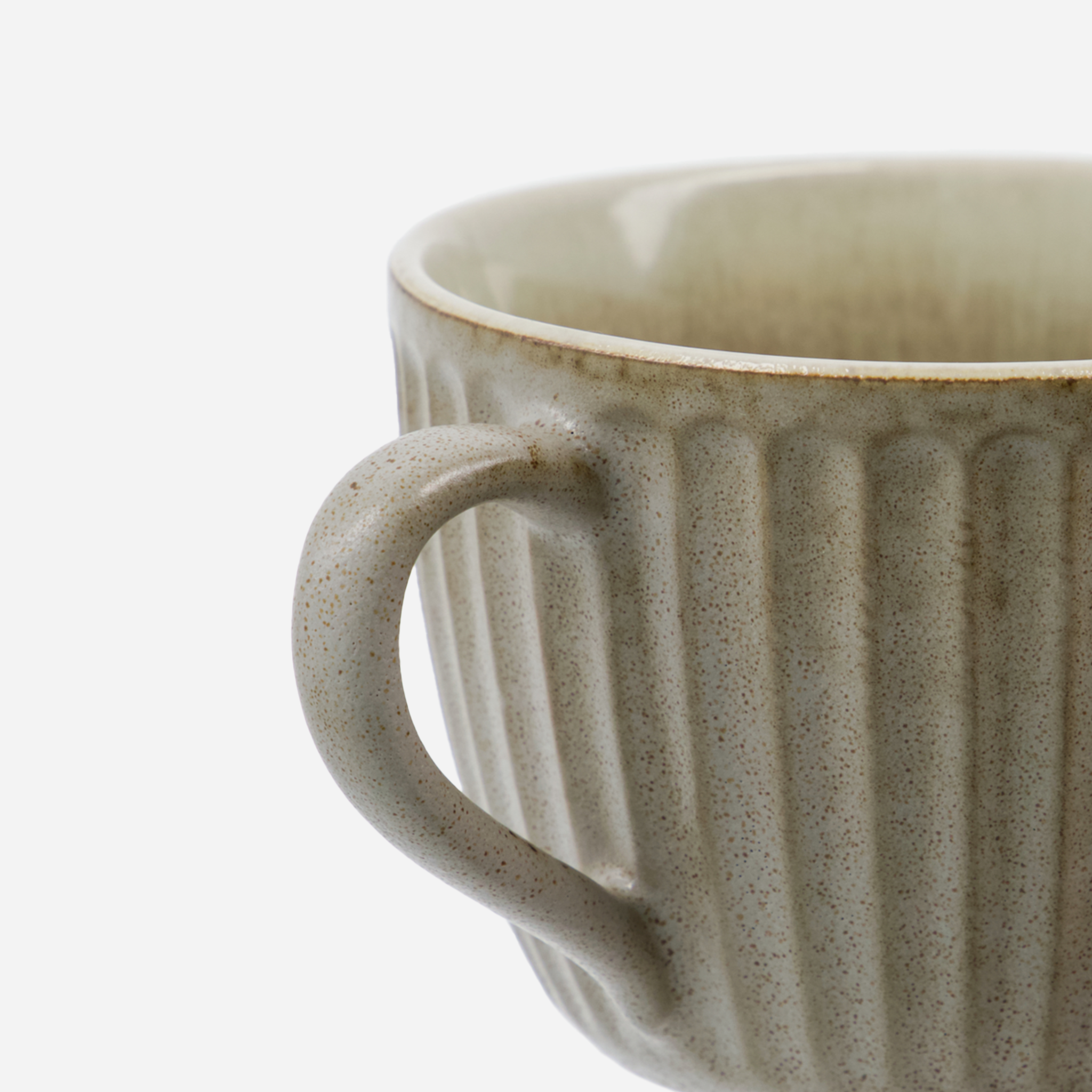 Pleat Cup
