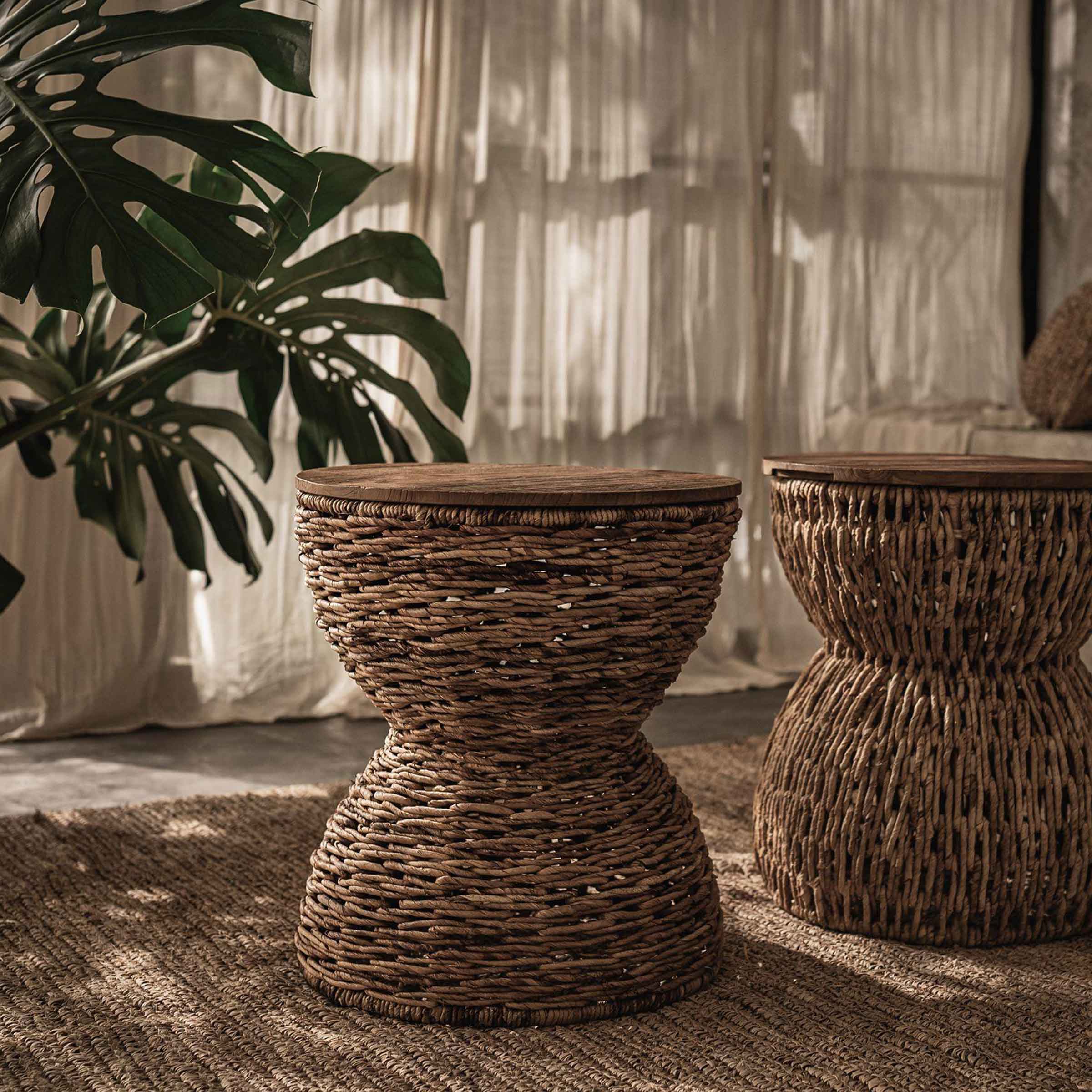 Rebana Alto Stool