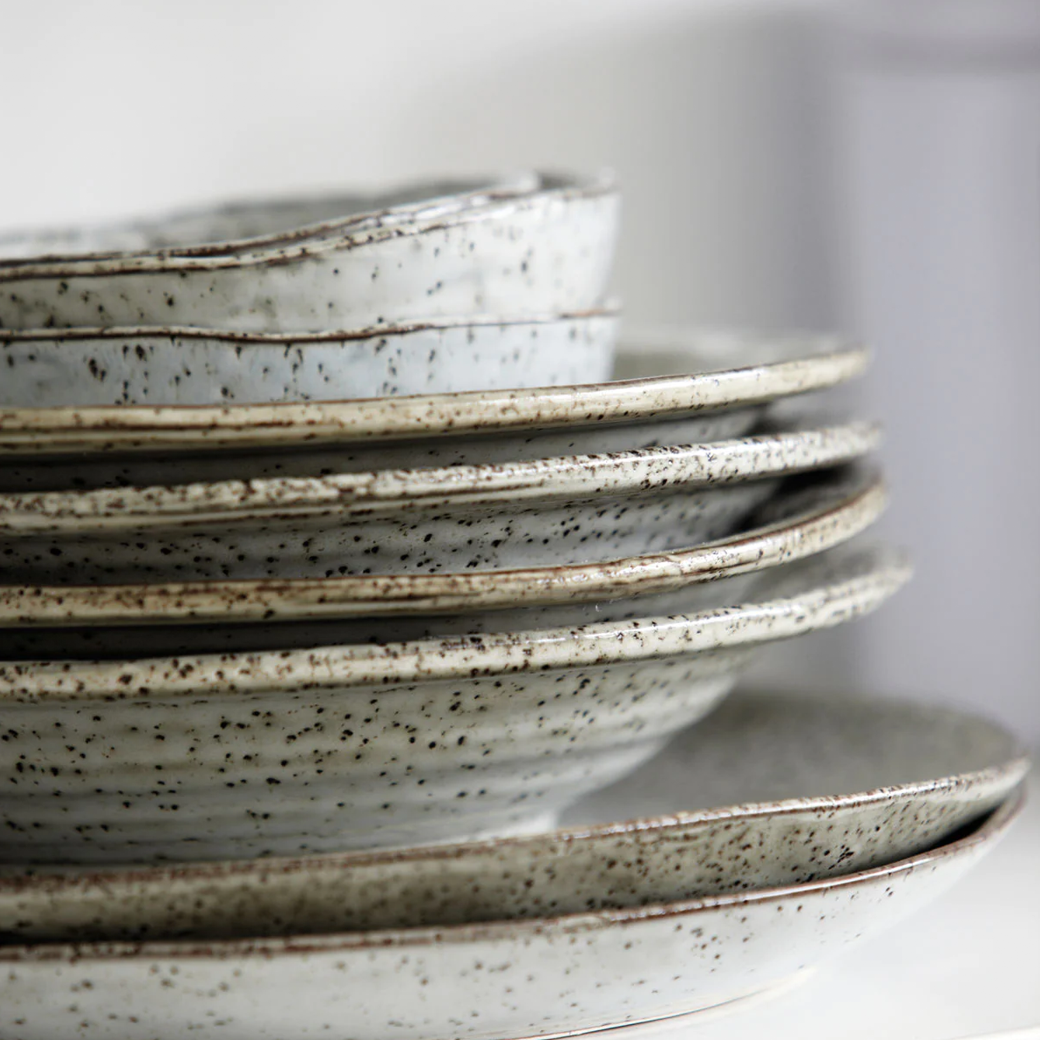 Rustic Cake Plate (Set of 4)