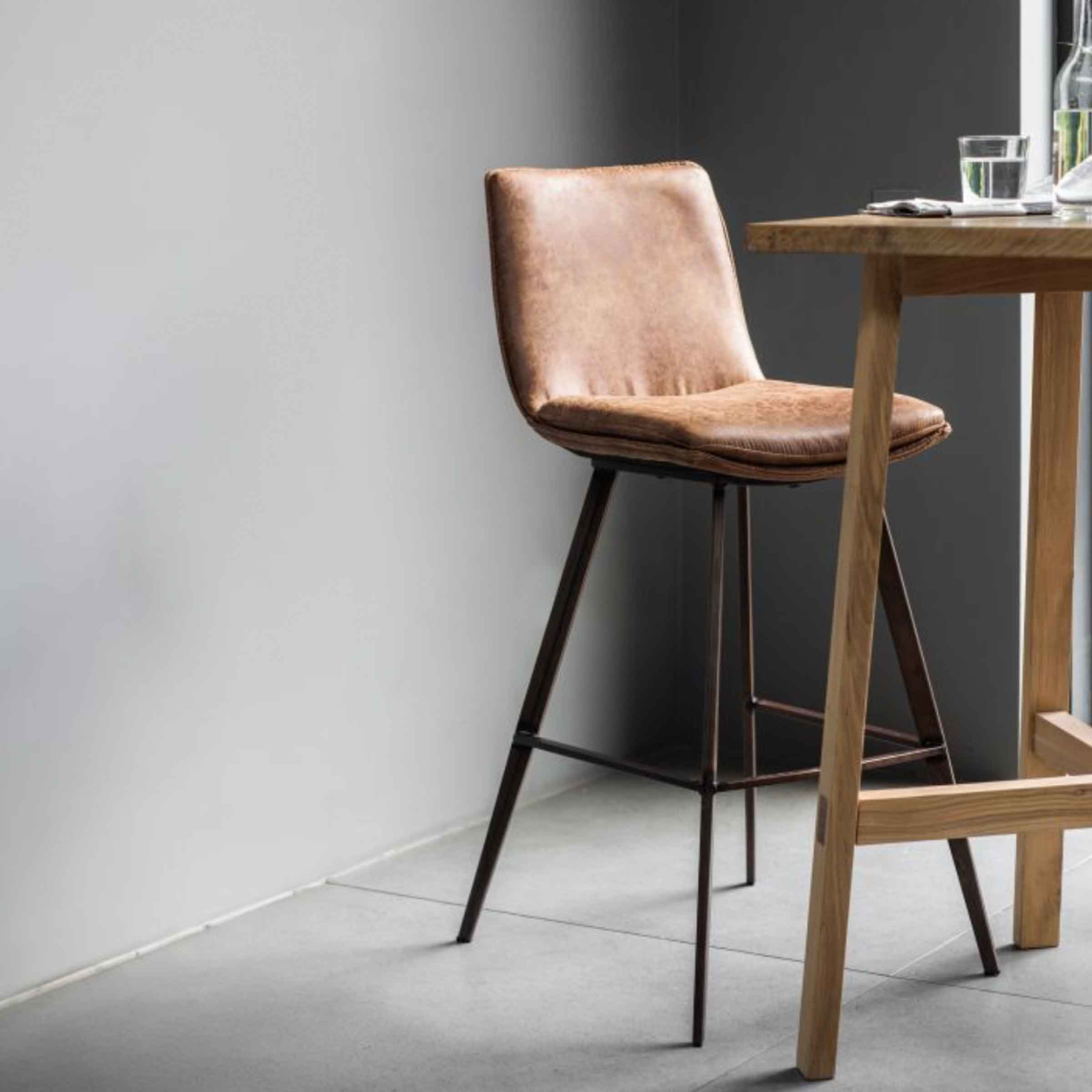 Sanur Bar Stool | Brown