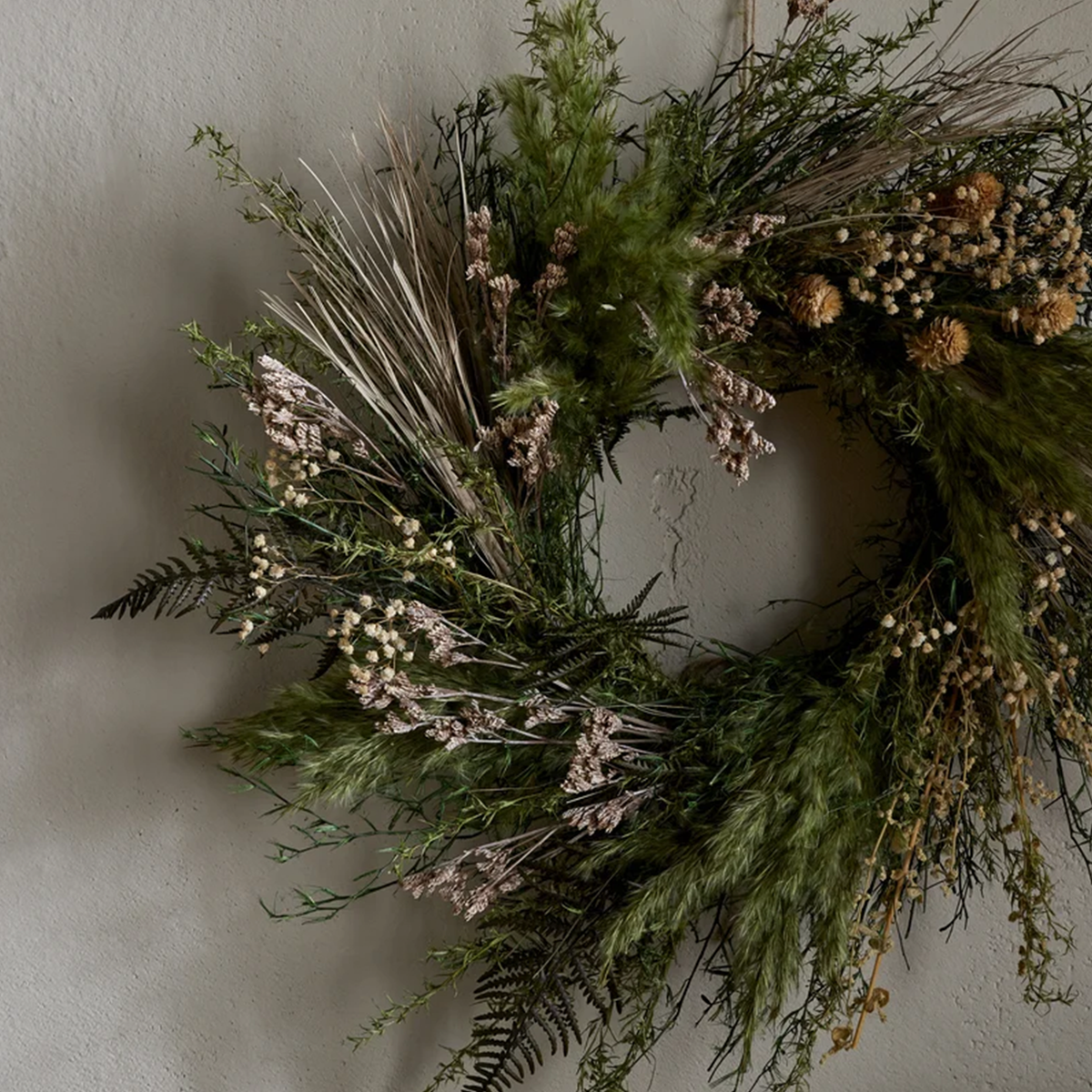 Taraji Wreath | Natural & Moss