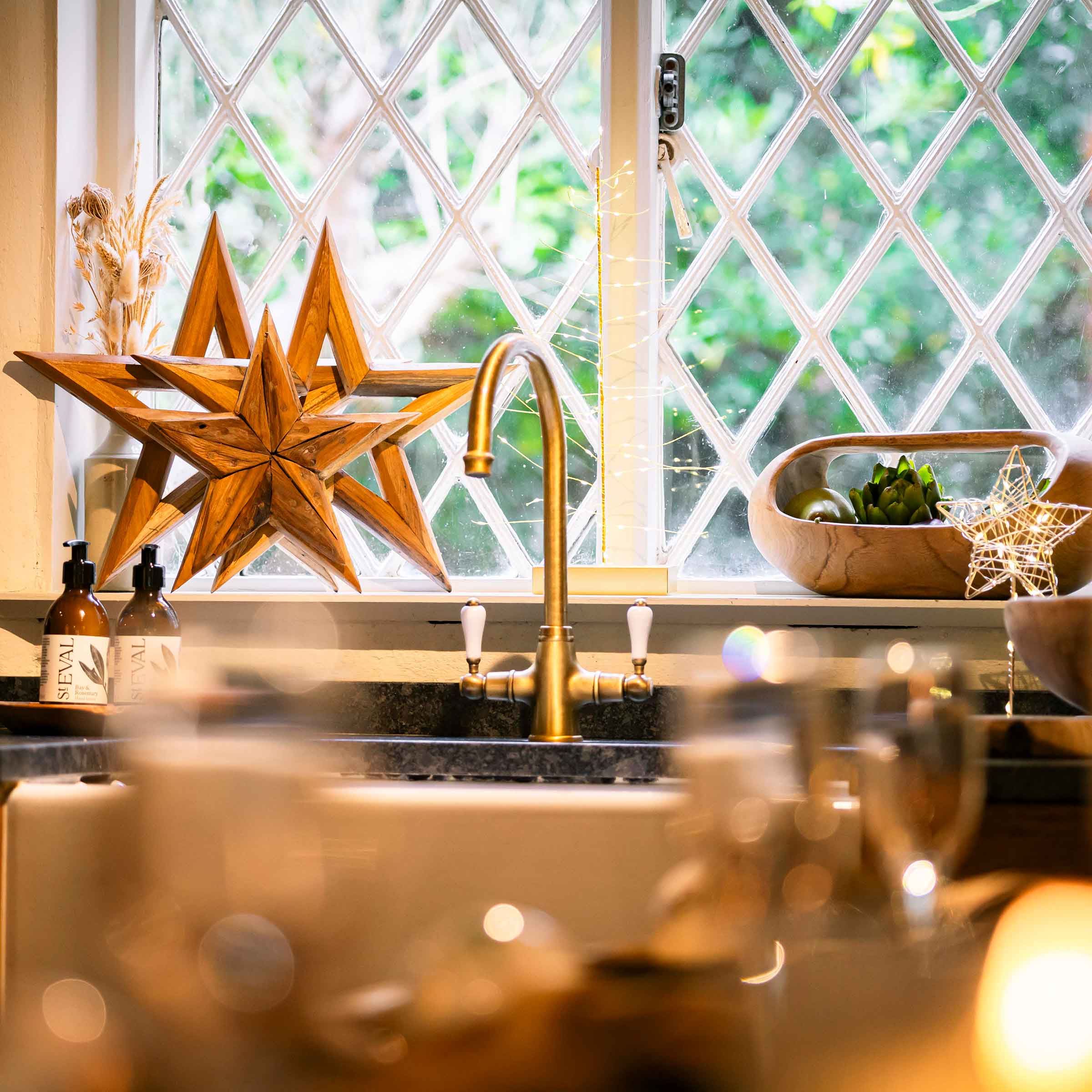 Teak Star Trivet