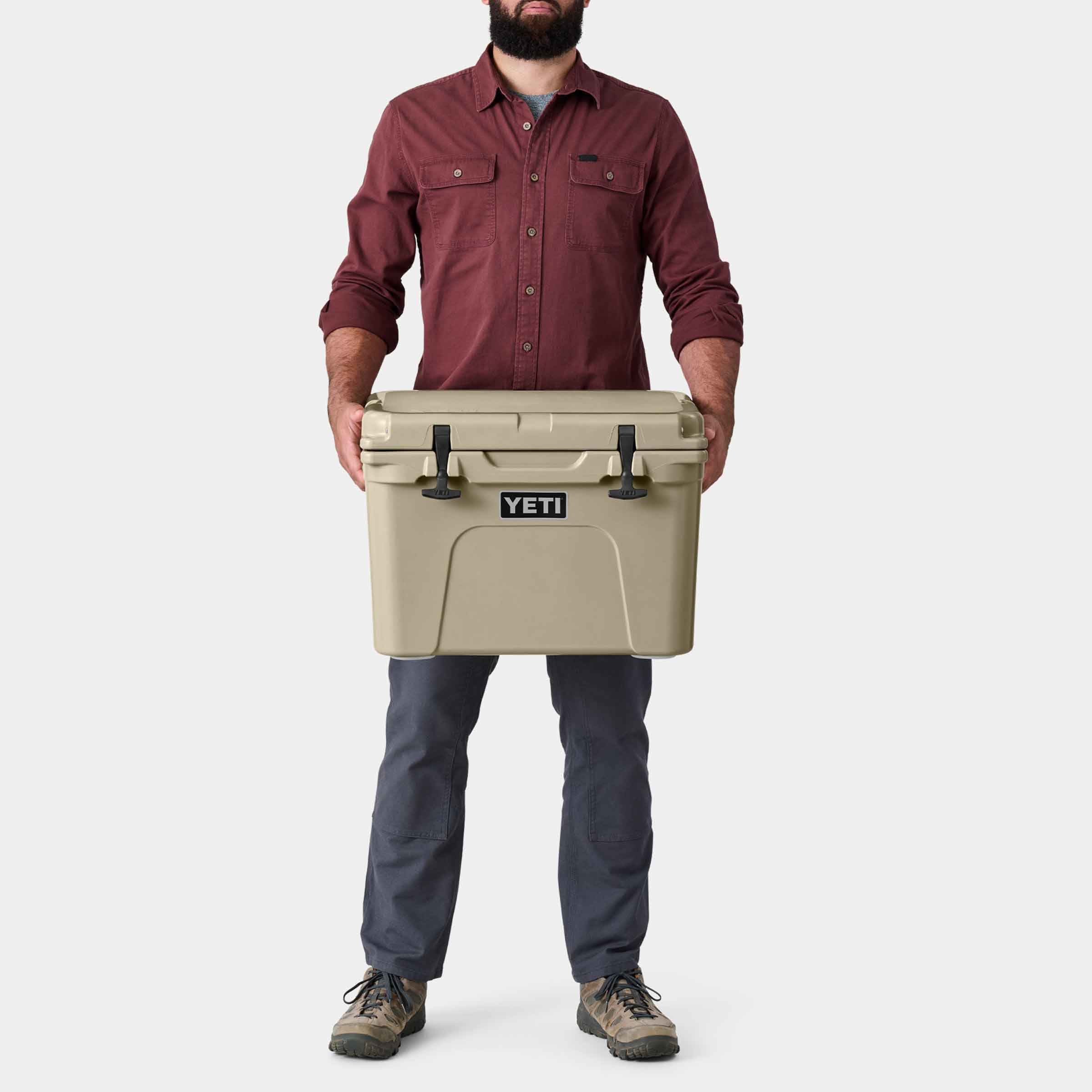 Tundra® 35 Cool Box