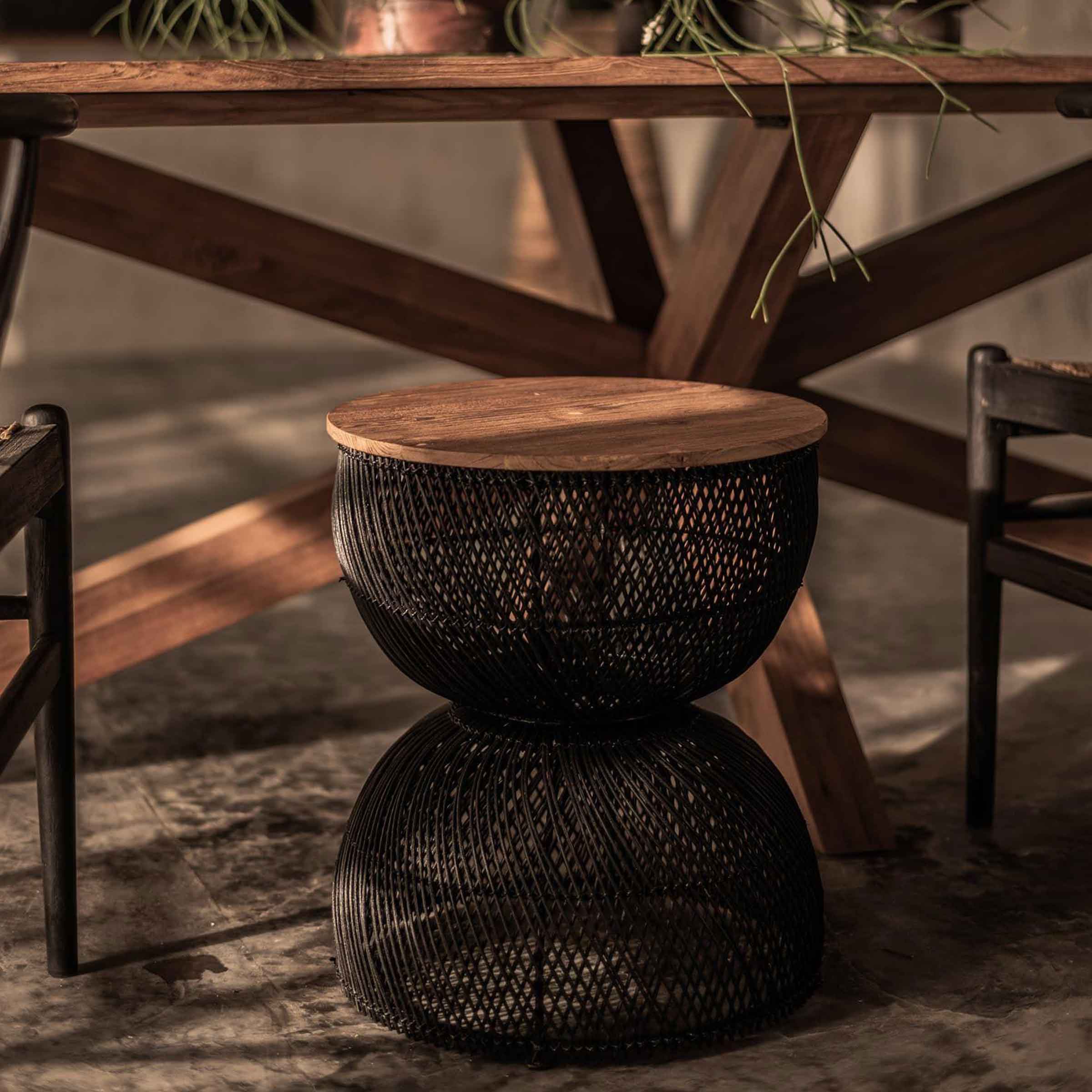 Wave Side Table | Charcoal
