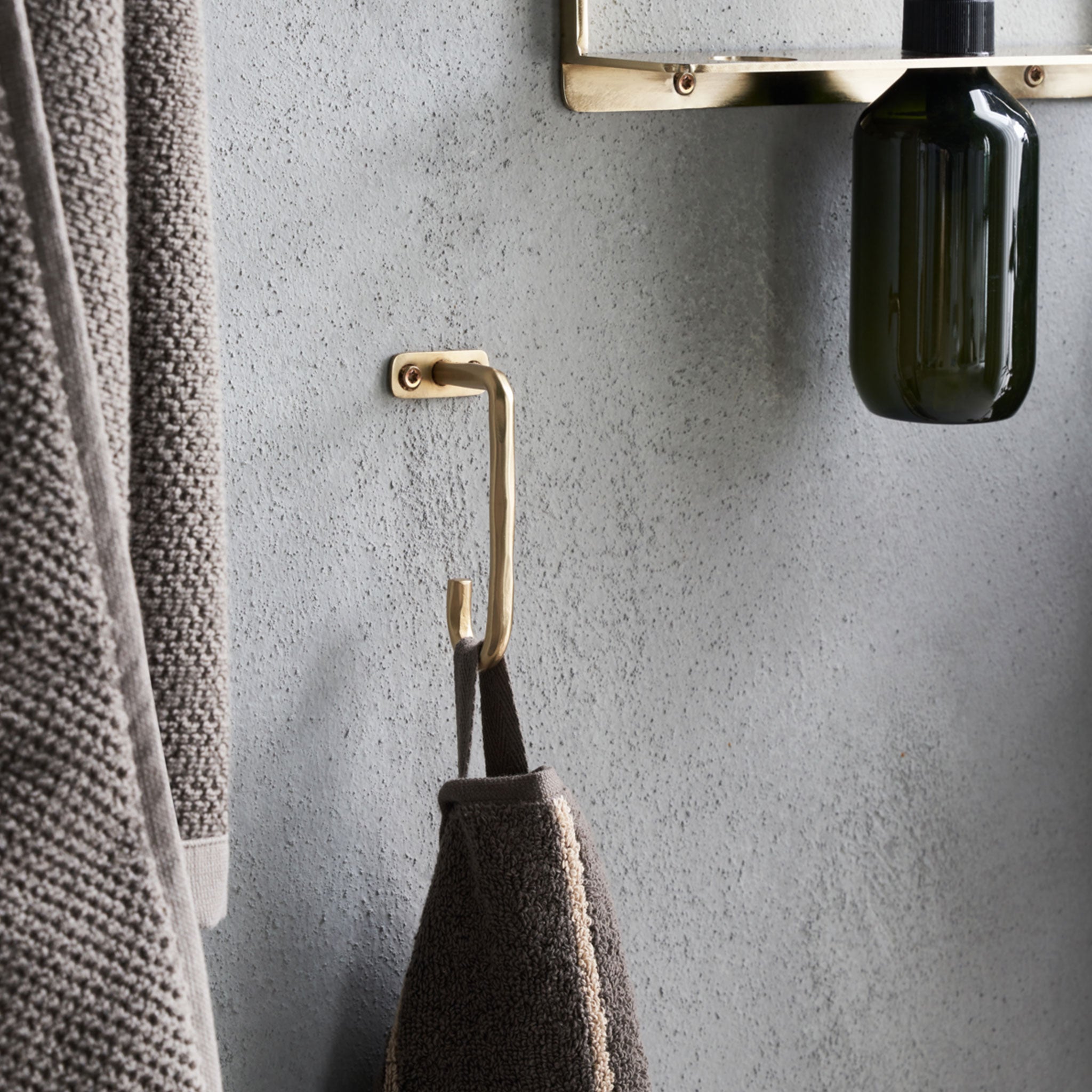 Welo Hook | Brushed Brass